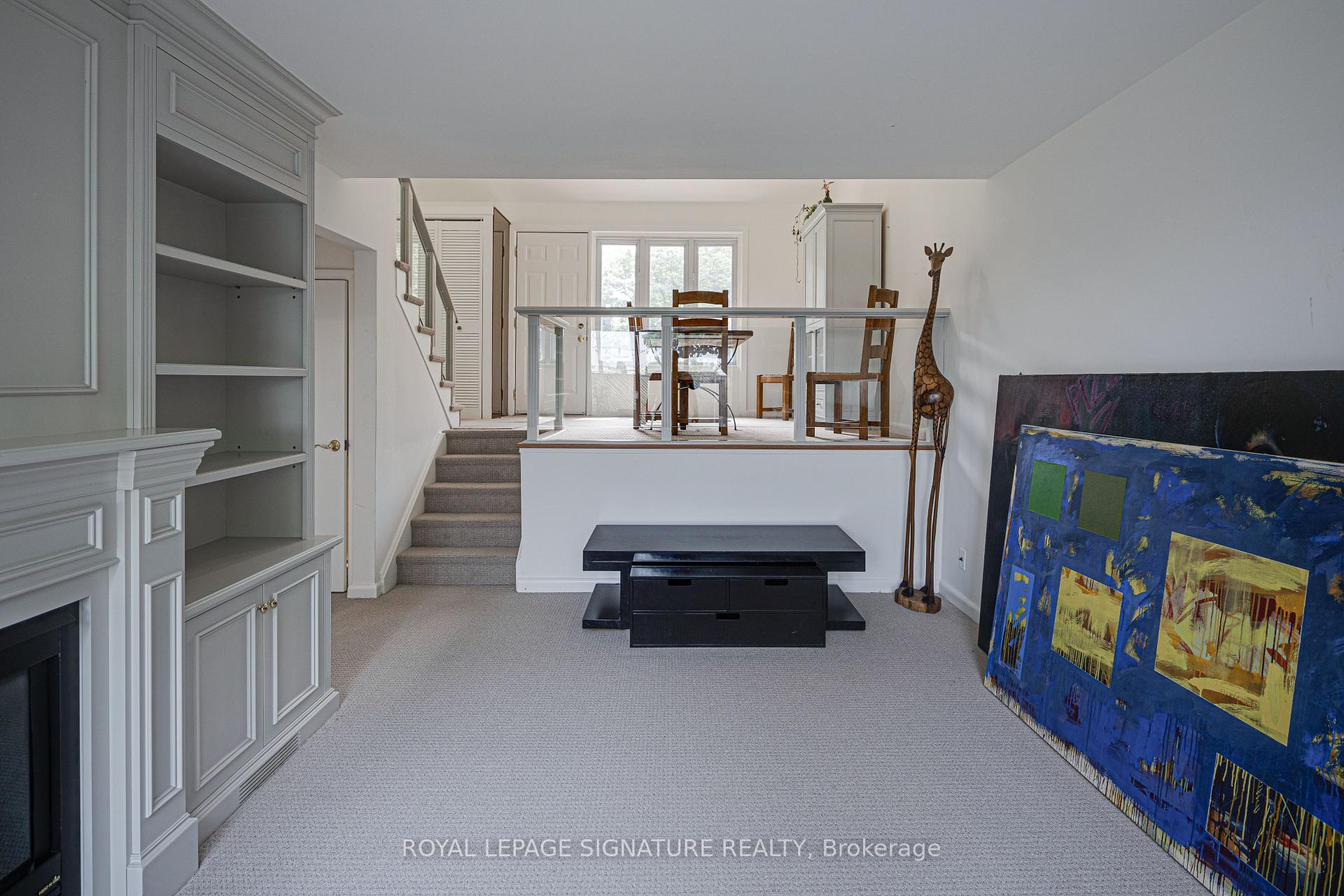 Photo 15 of 16 Burdock Lane, North York, Banbury-Don Mills — HOMEH