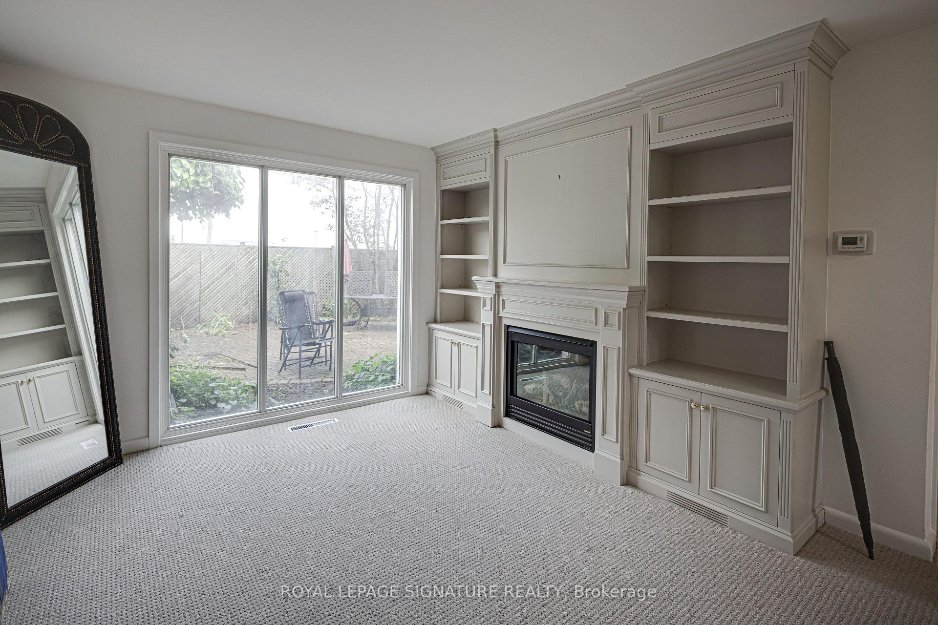Photo 17 of 16 Burdock Lane, North York, Banbury-Don Mills — HOMEH