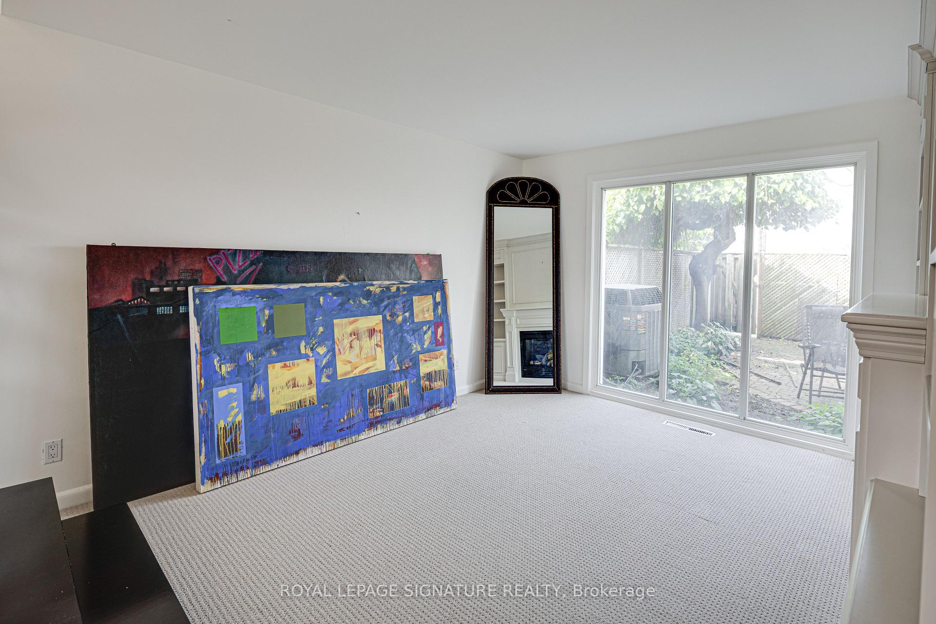 Photo 29 of 16 Burdock Lane, North York, Banbury-Don Mills — HOMEH