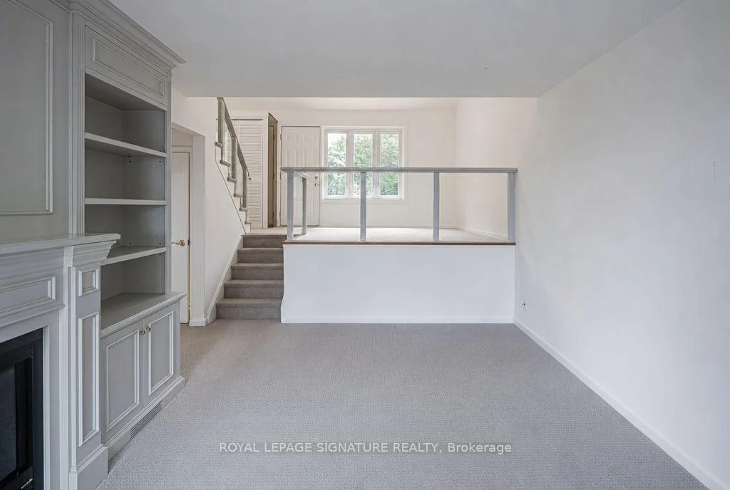 Photo 20 of 16 Burdock Lane, North York, Banbury-Don Mills — HOMEH