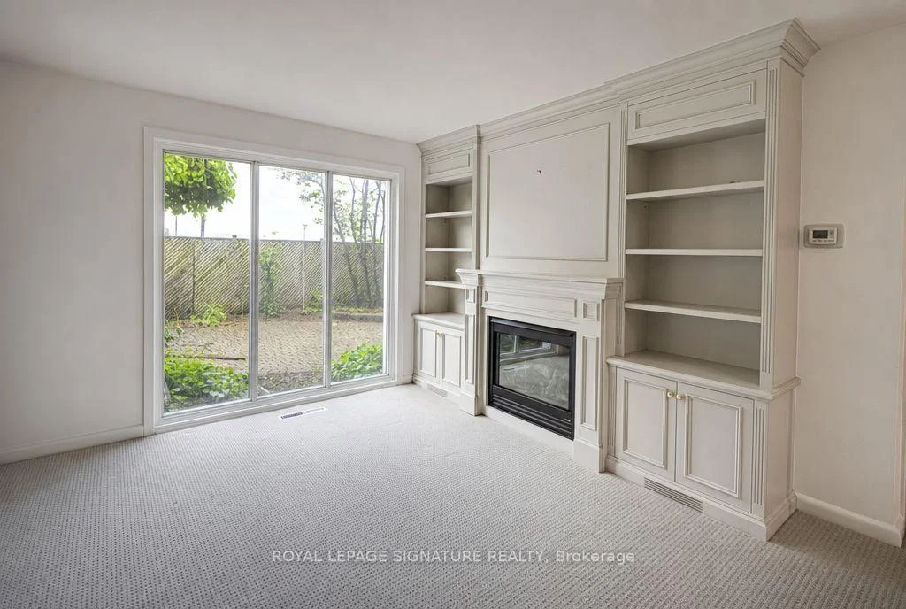 Photo 24 of 16 Burdock Lane, North York, Banbury-Don Mills — HOMEH