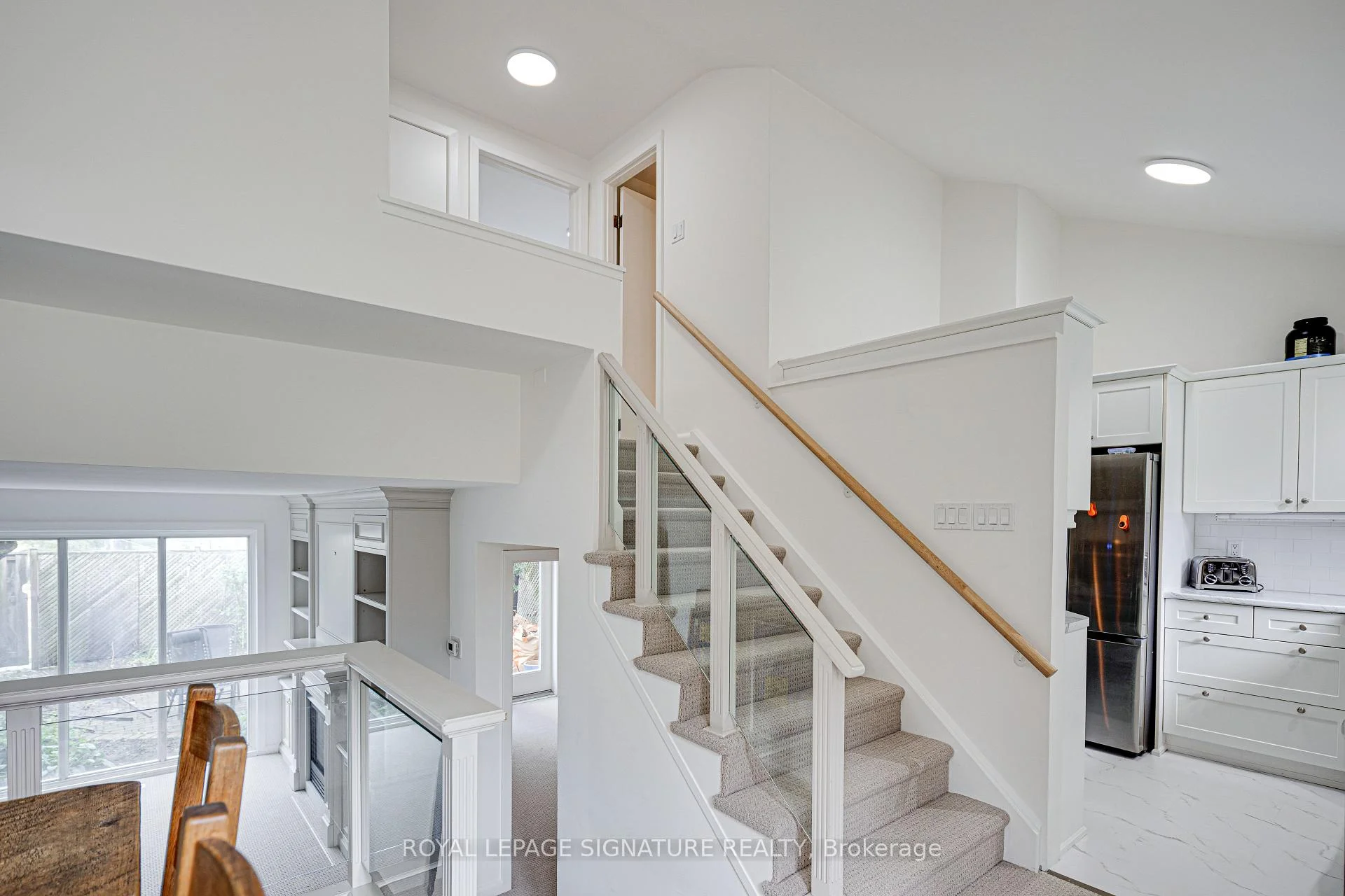 Photo 50 of 16 Burdock Lane, North York, Banbury-Don Mills — HOMEH