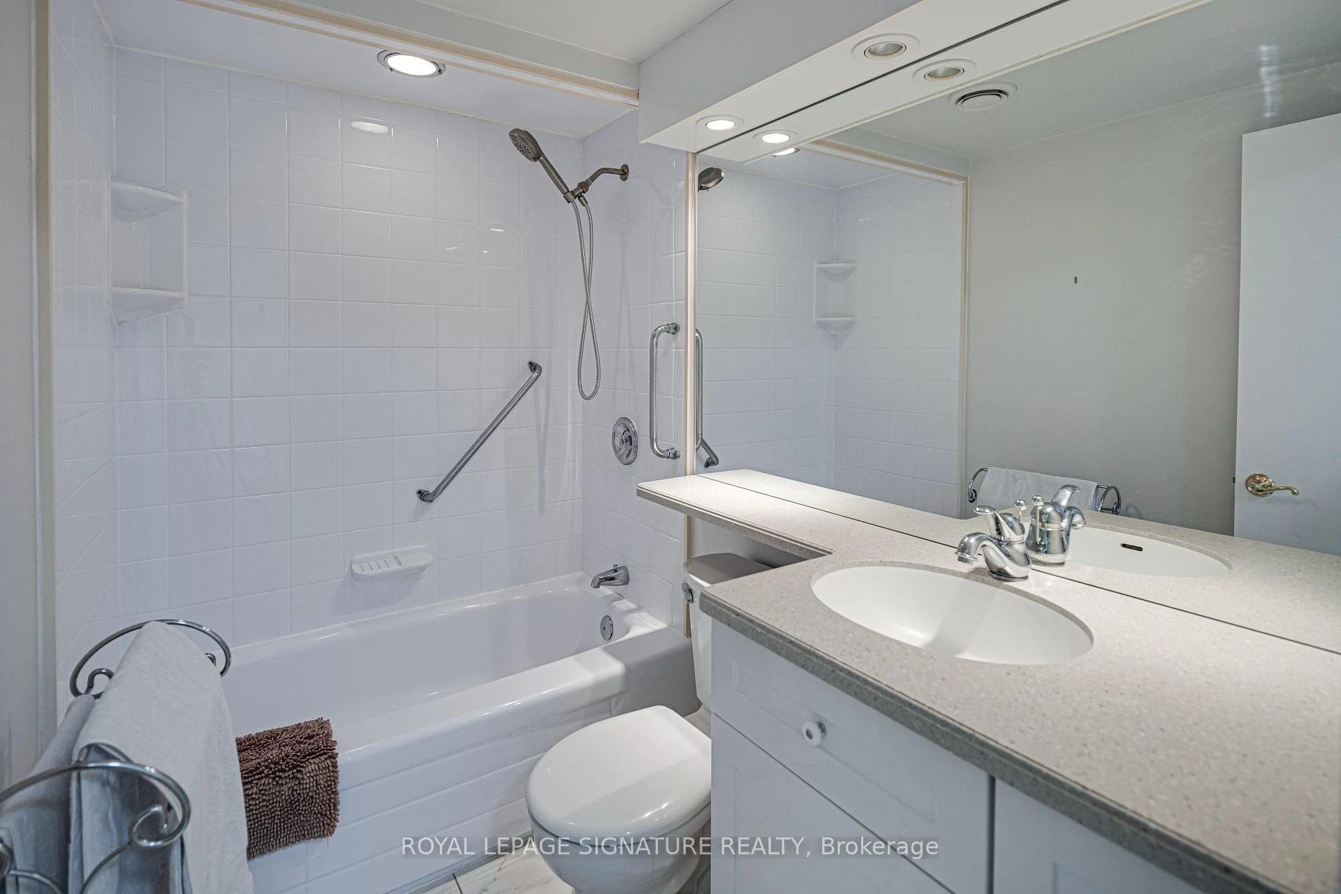 Photo 58 of 16 Burdock Lane, North York, Banbury-Don Mills — HOMEH