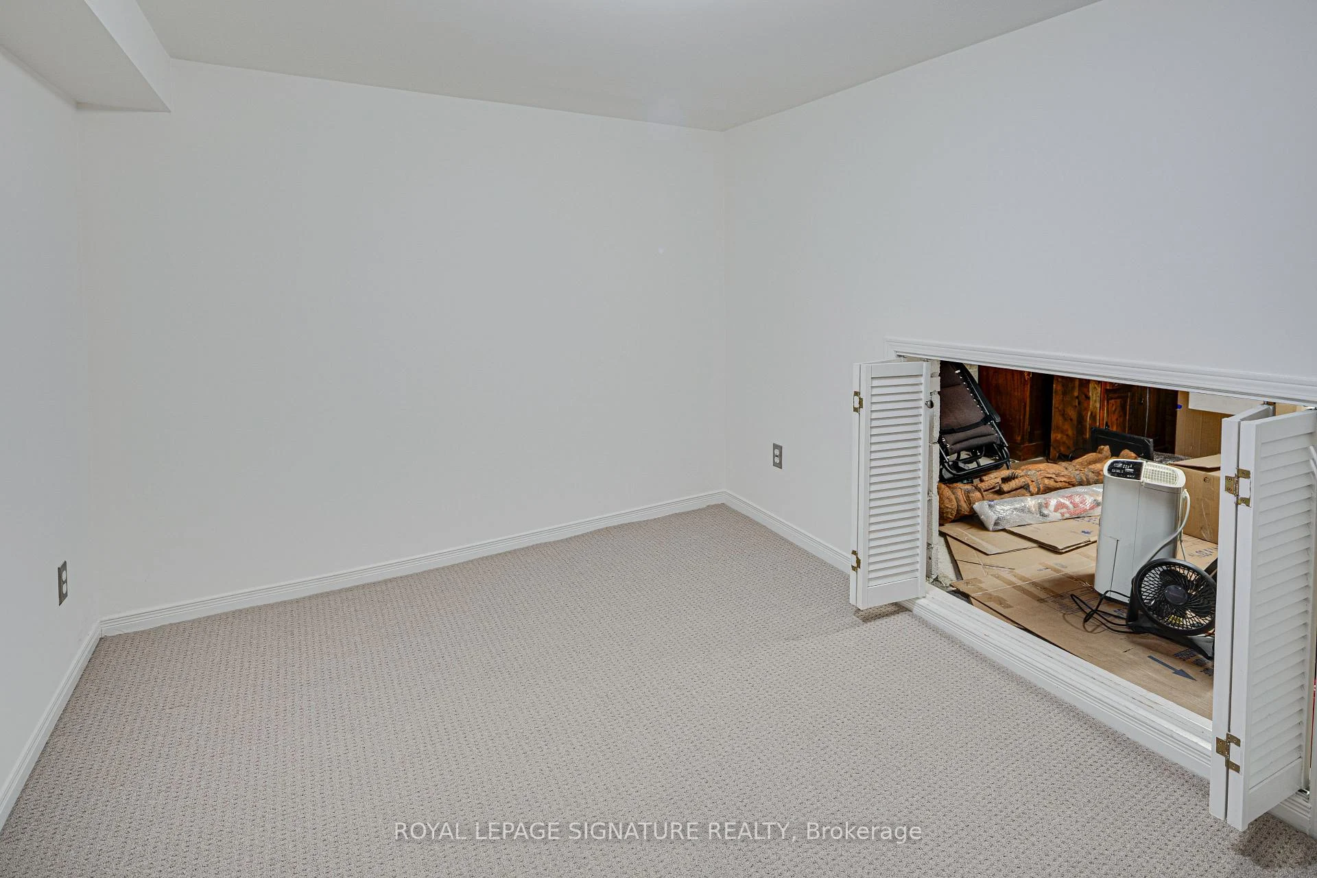 Photo 75 of 16 Burdock Lane, North York, Banbury-Don Mills — HOMEH