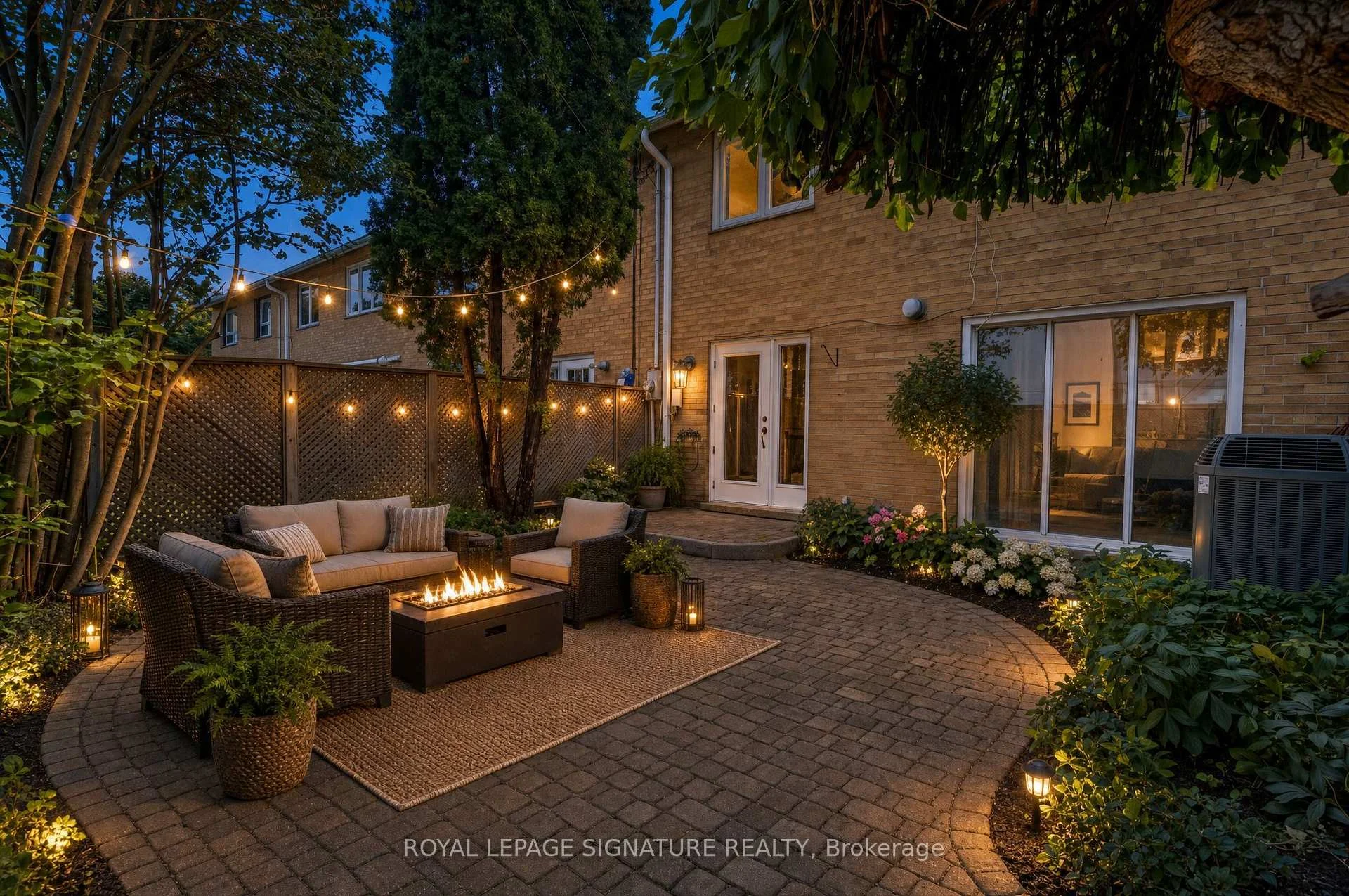 Photo 79 of 16 Burdock Lane, North York, Banbury-Don Mills — HOMEH