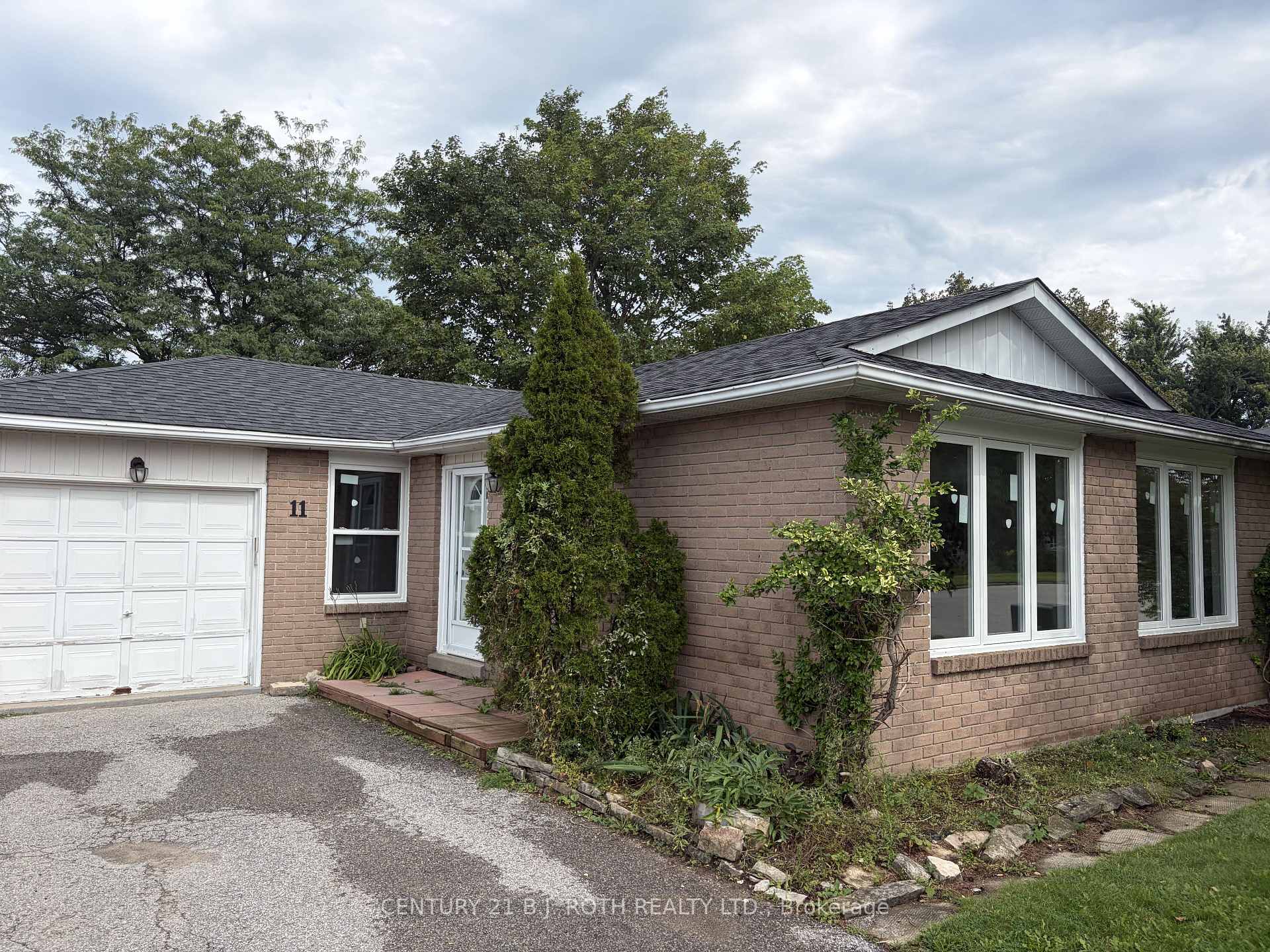 Photo 2 of 11 Cartwright Drive, Barrie, Cundles East — HOMEH