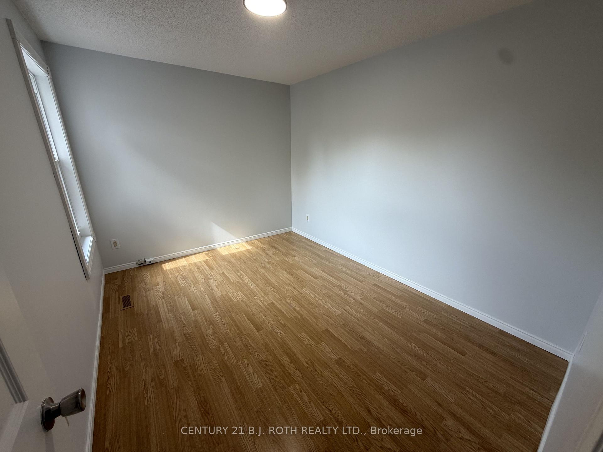 Photo 23 of 11 Cartwright Drive, Barrie, Cundles East — HOMEH