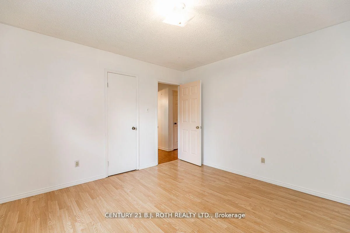Photo 28 of 11 Cartwright Drive, Barrie, Cundles East — HOMEH