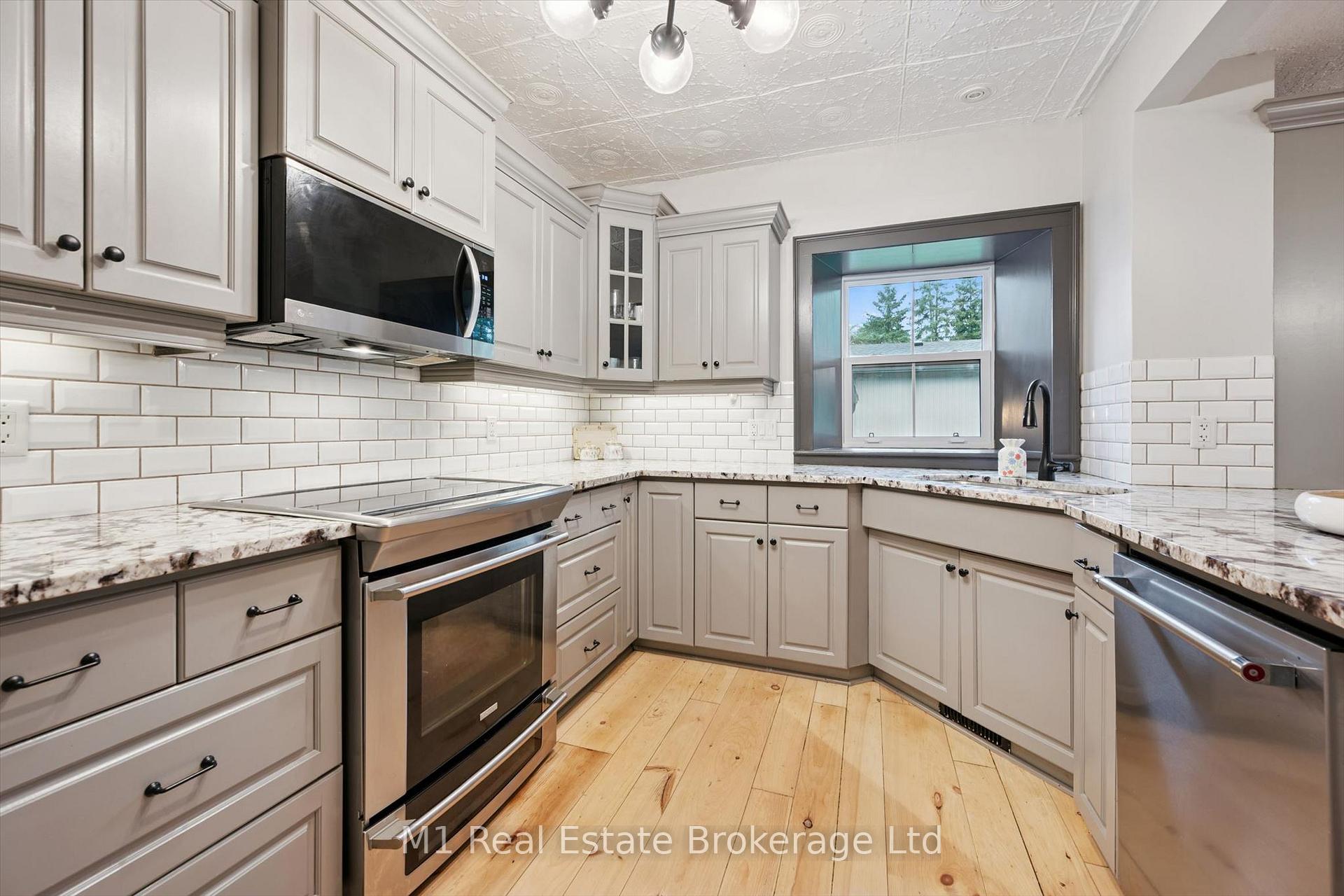 Photo 21 of 69 Katherine Street S, Woolwich — HOMEH