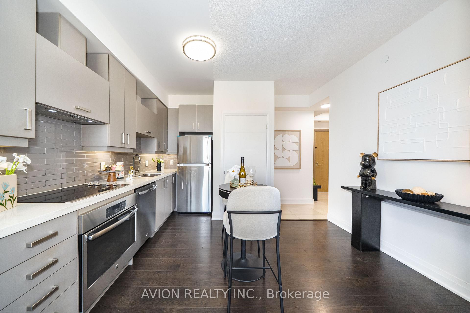 Photo 12 of 622 28 Uptown Drive, Markham, Unionville — HOMEH