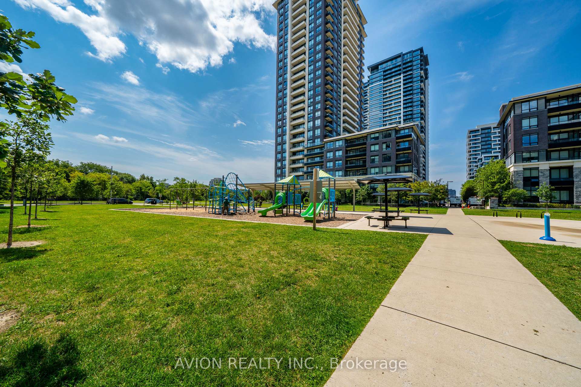 Photo 25 of 622 28 Uptown Drive, Markham, Unionville — HOMEH