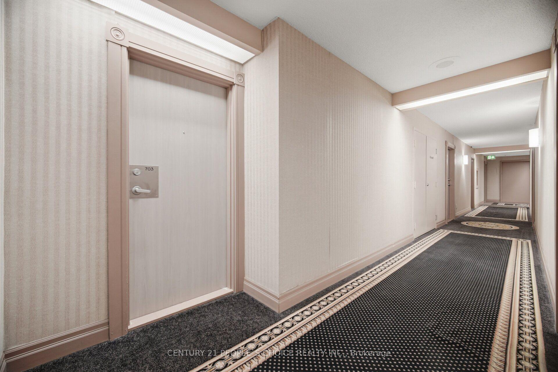 Photo 4 of Unit 703, 3605 Kariya Drive, Mississauga, City Centre — HOMEH