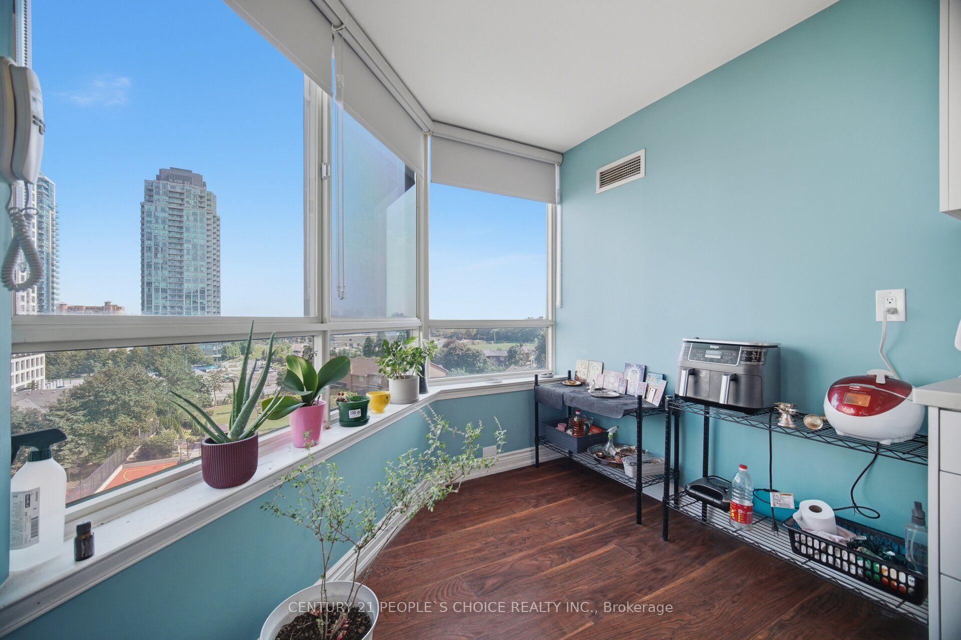 Photo 11 of Unit 703, 3605 Kariya Drive, Mississauga, City Centre — HOMEH