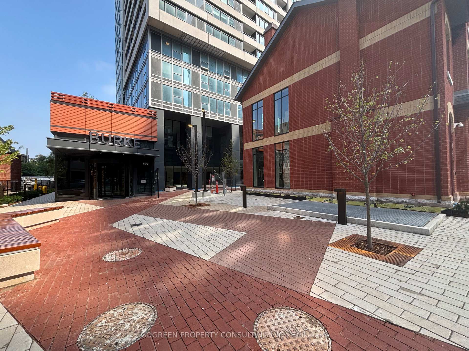 Photo 3 of Unit 3607, 609 Sherbourne Street, Toronto, North St. James Town — HOMEH