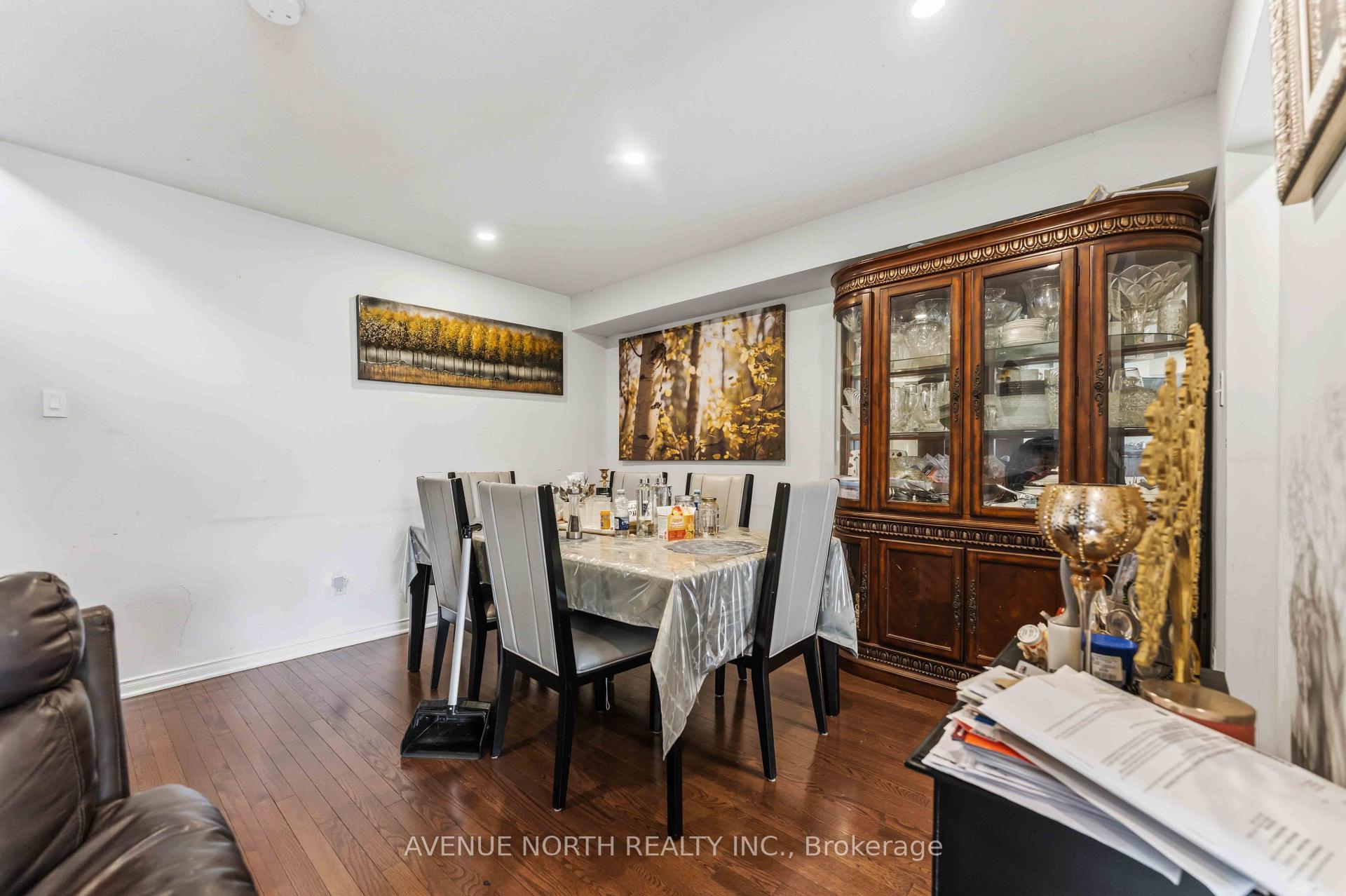 Photo 9 of 216 Cityview Crescent, Ottawa, Springridge/East Village — HOMEH