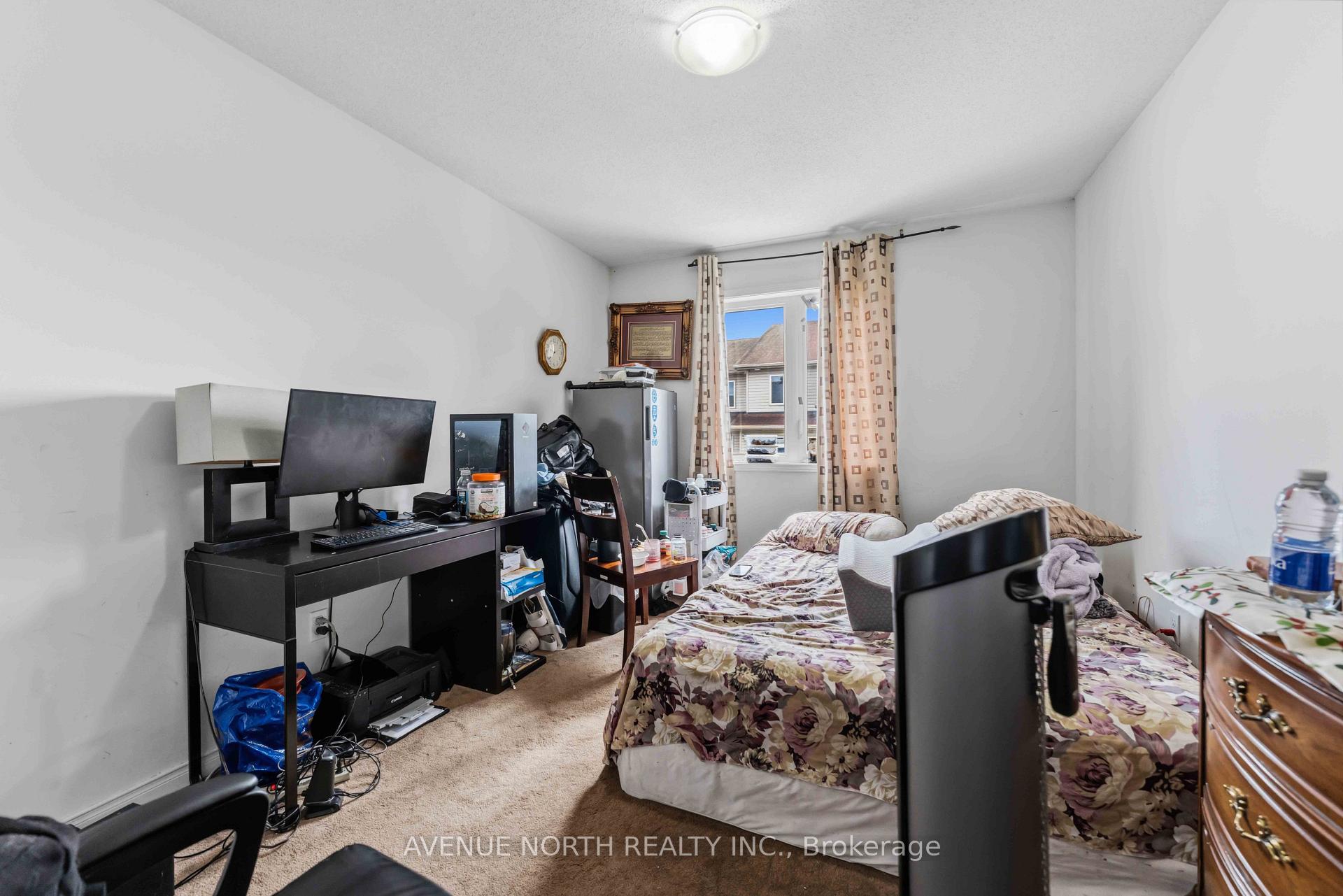 Photo 26 of 216 Cityview Crescent, Ottawa, Springridge/East Village — HOMEH