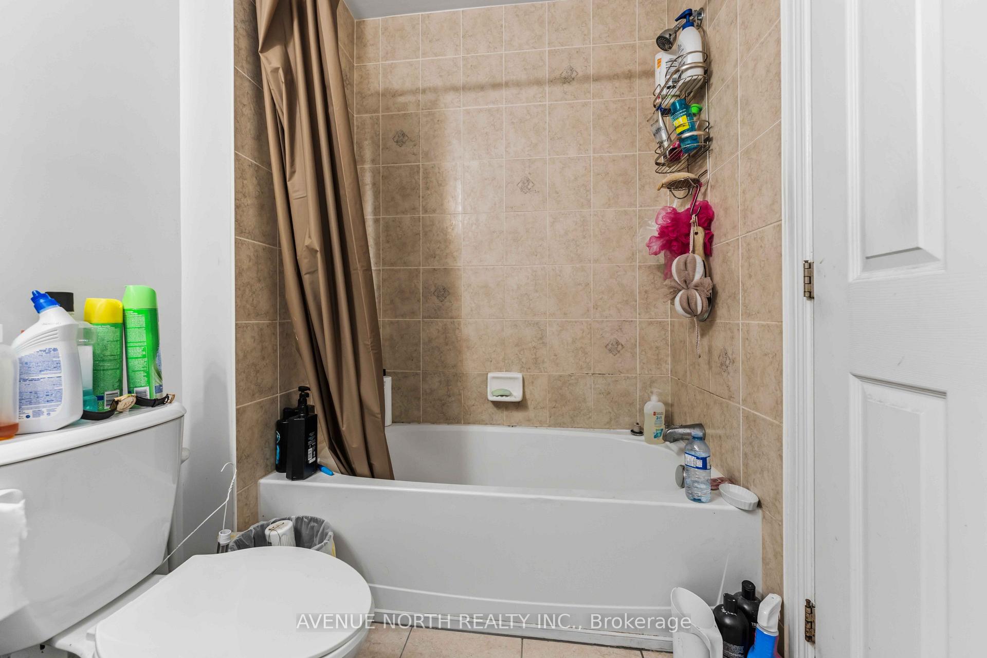 Photo 29 of 216 Cityview Crescent, Ottawa, Springridge/East Village — HOMEH