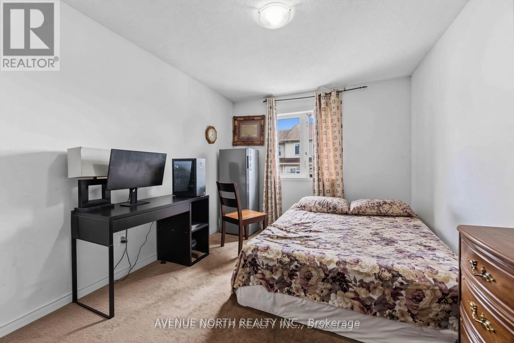 Photo 22 of 216 Cityview Crescent, Ottawa, Springridge/East Village — HOMEH