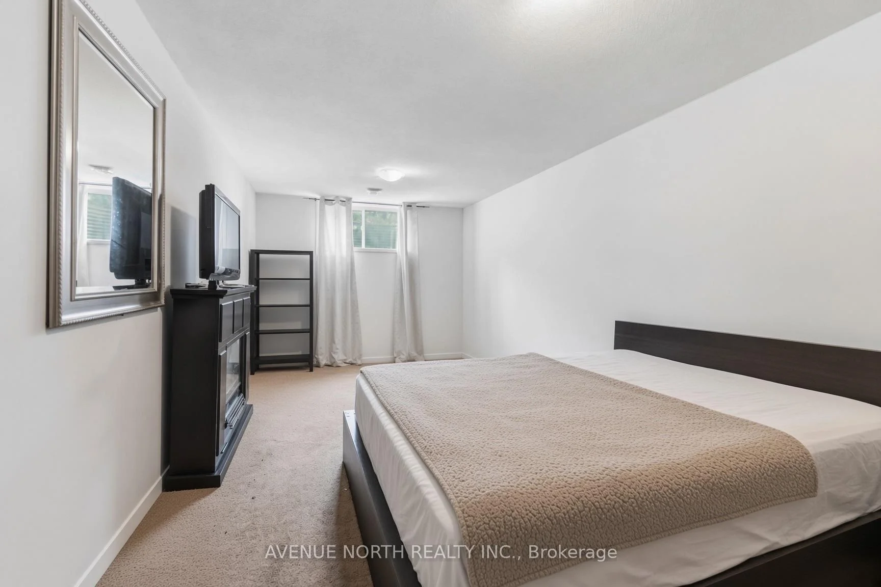 Photo 35 of 216 Cityview Crescent, Ottawa, Springridge/East Village — HOMEH