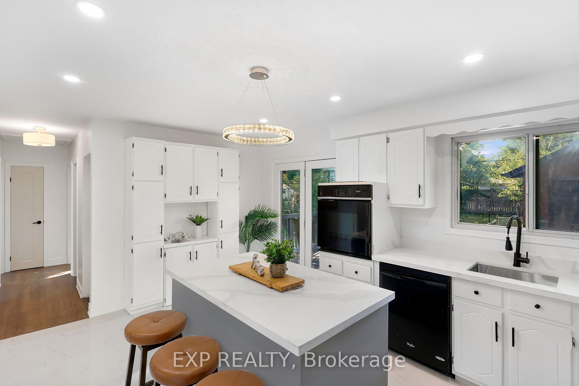 Photo 9 of Unit UPPER, 1235 Michael Street, London, East D — HOMEH