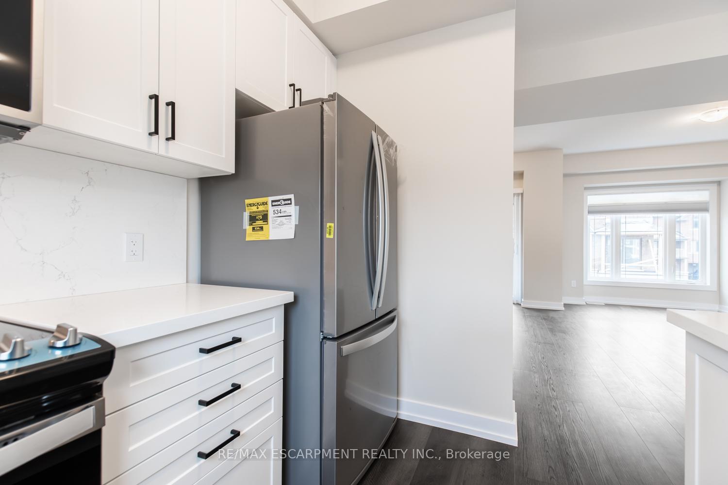 Photo 9 of Unit 47, 19 Picardy Drive, Hamilton, Stoney Creek Mountain — HOMEH