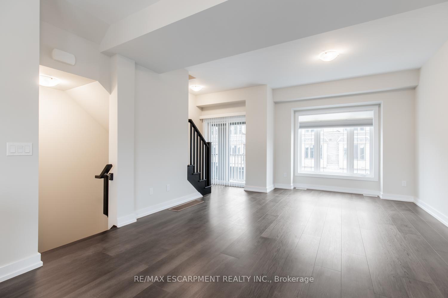 Photo 14 of Unit 47, 19 Picardy Drive, Hamilton, Stoney Creek Mountain — HOMEH