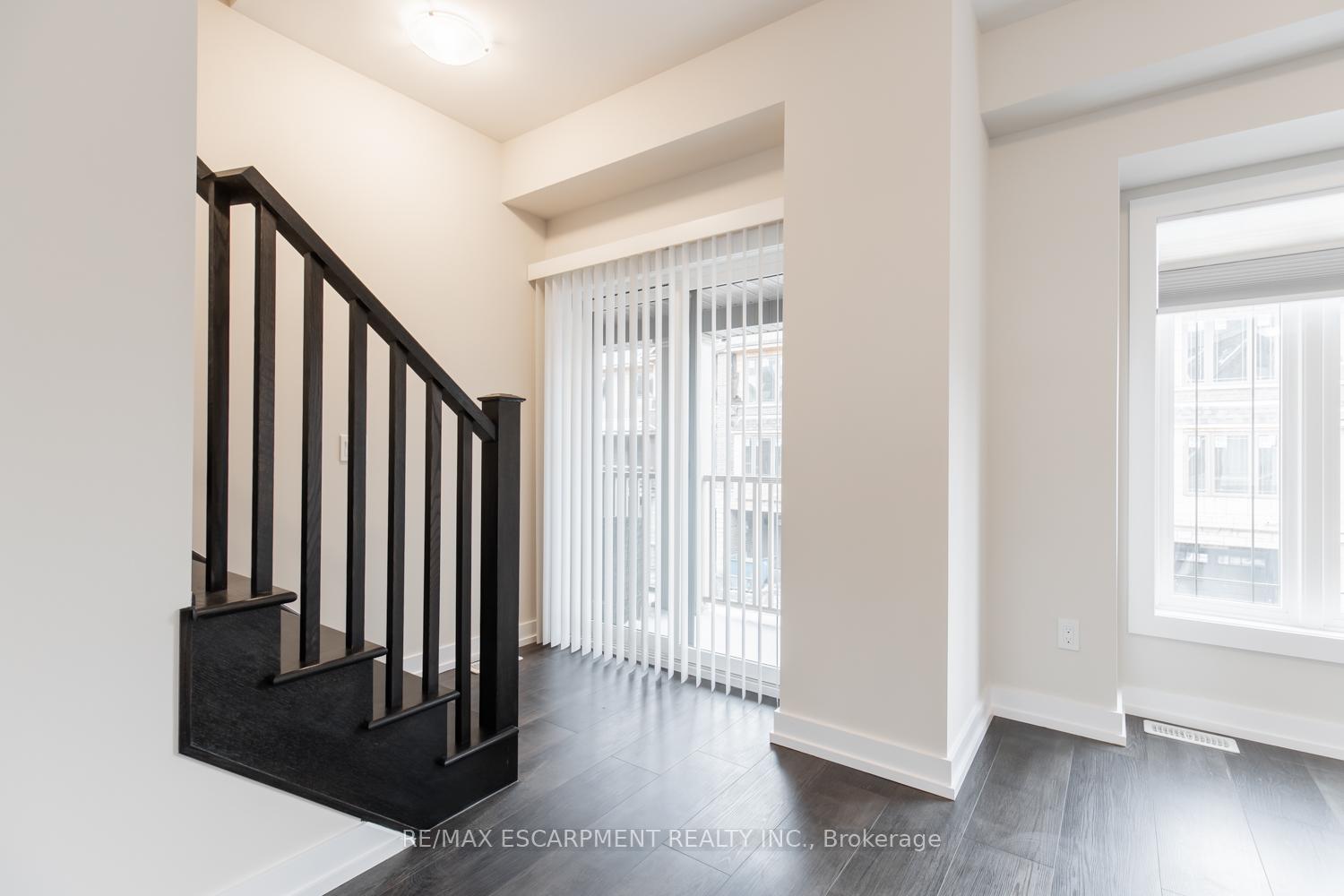 Photo 17 of Unit 47, 19 Picardy Drive, Hamilton, Stoney Creek Mountain — HOMEH
