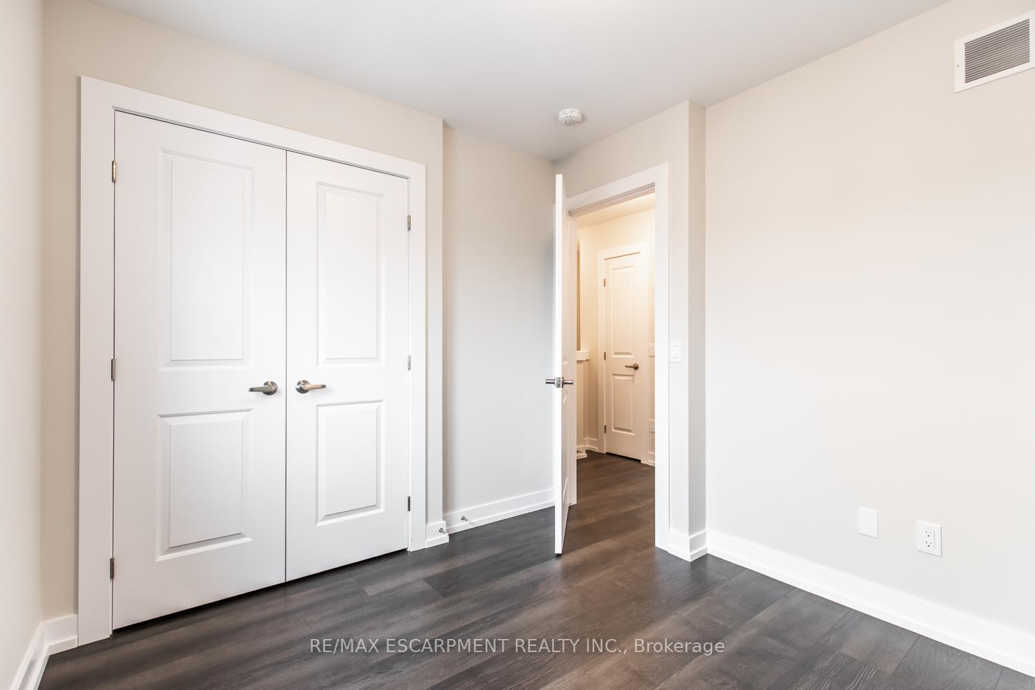 Photo 28 of Unit 47, 19 Picardy Drive, Hamilton, Stoney Creek Mountain — HOMEH