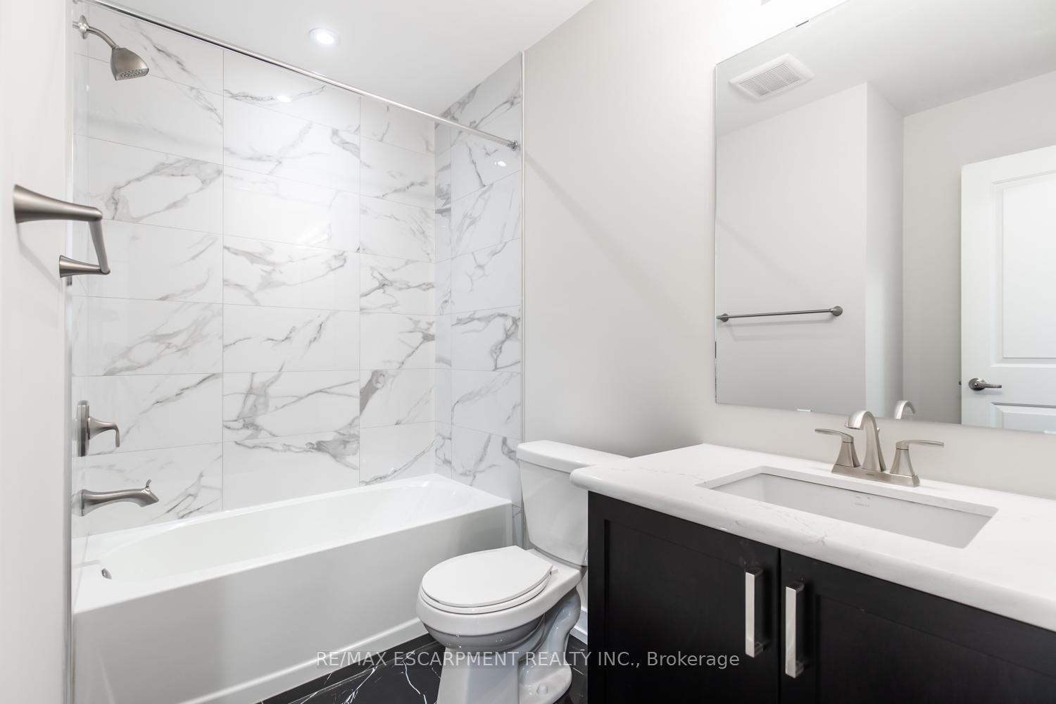 Photo 32 of Unit 47, 19 Picardy Drive, Hamilton, Stoney Creek Mountain — HOMEH