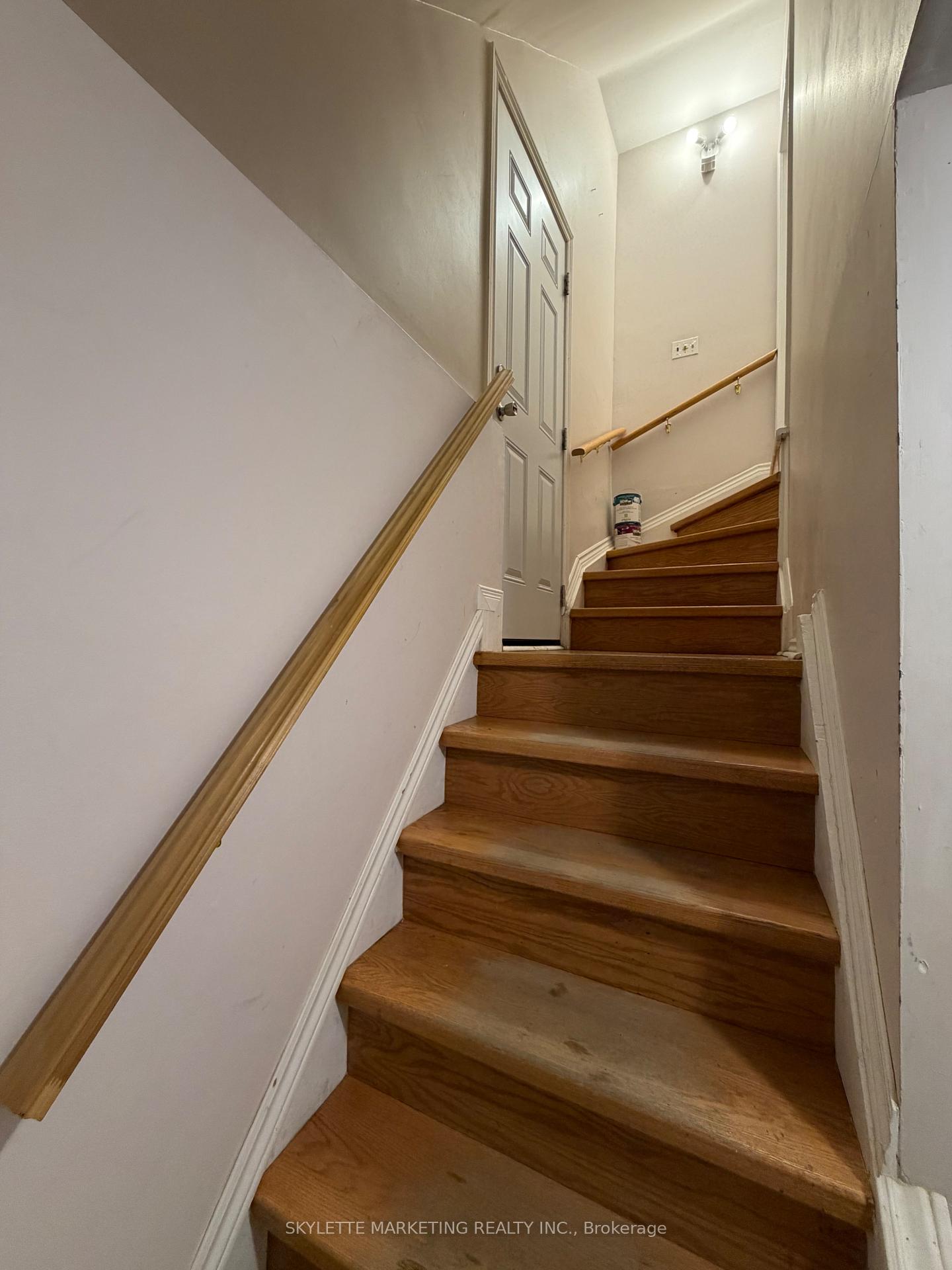 Photo 20 of Unit Lower, 229 Zelda Crescent, Richmond Hill, Crosby — HOMEH