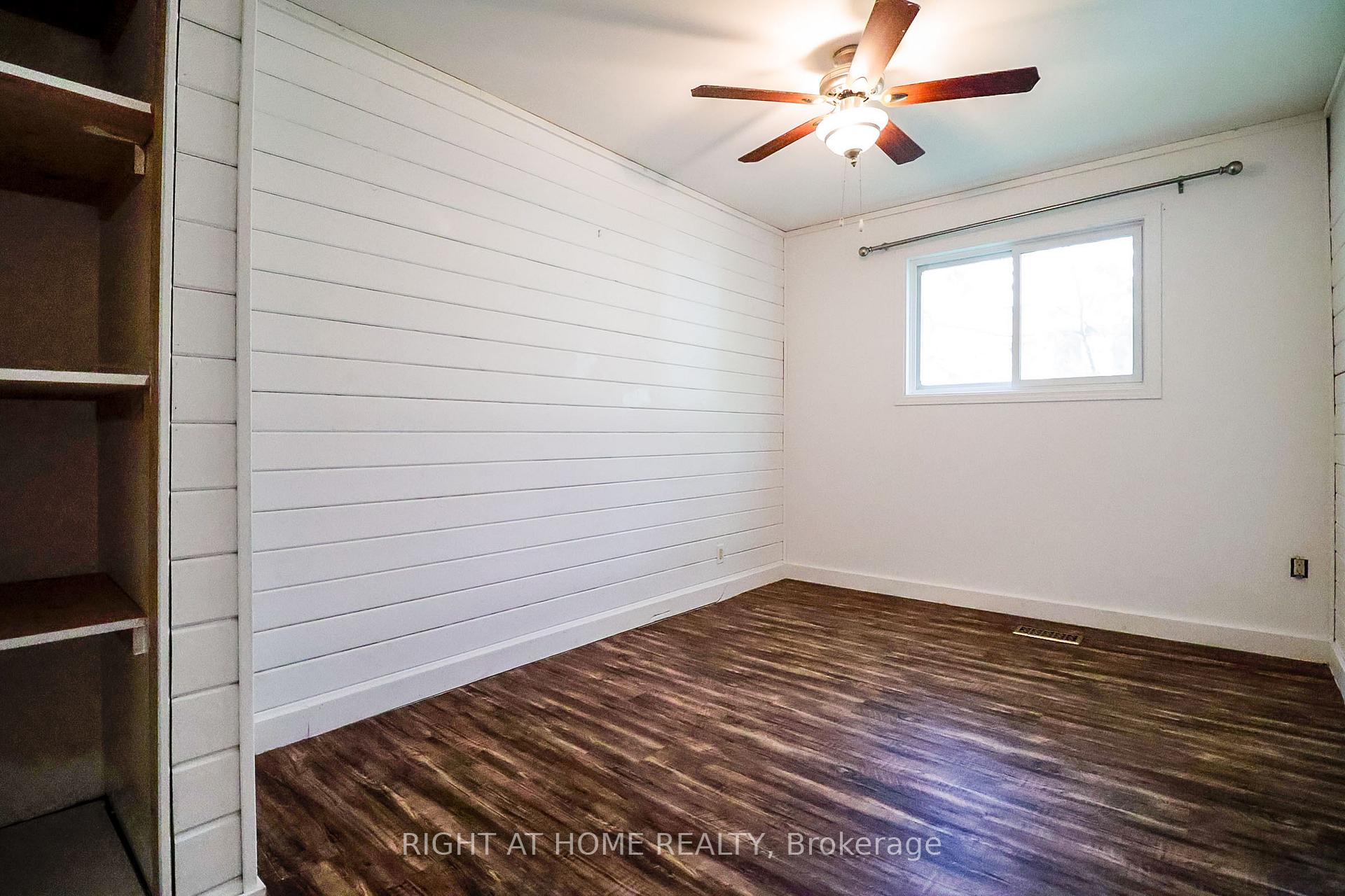 Photo 12 of 1327 Commerce Street, Pickering, Bay Ridges — HOMEH