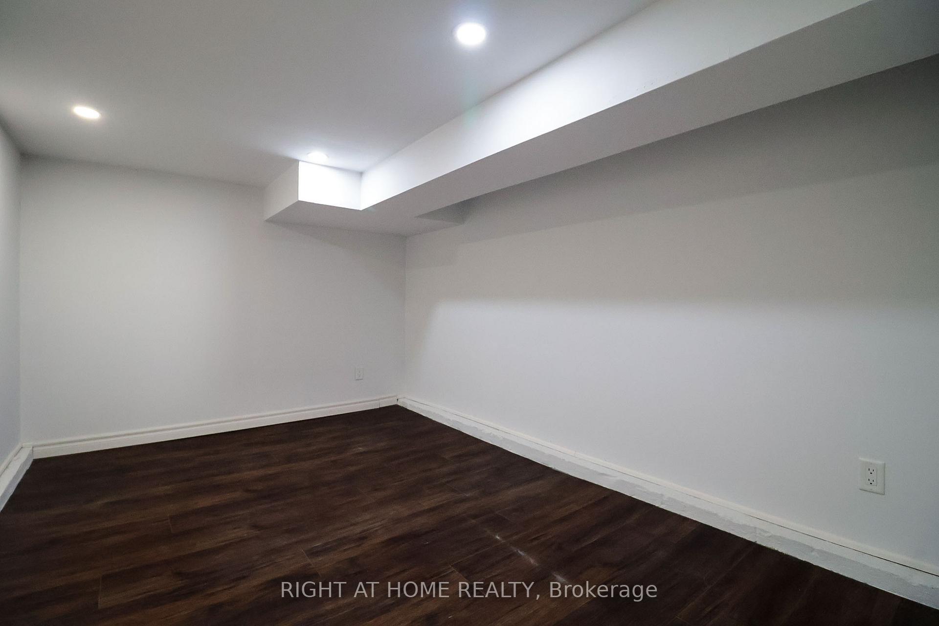 Photo 24 of 1327 Commerce Street, Pickering, Bay Ridges — HOMEH
