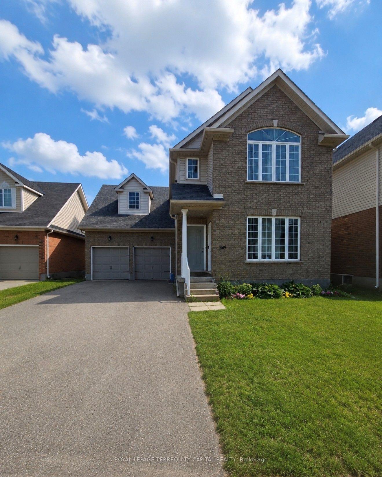Photo 2 of Unit B, 349 Edgehill Drive, Barrie, Edgehill Drive — HOMEH