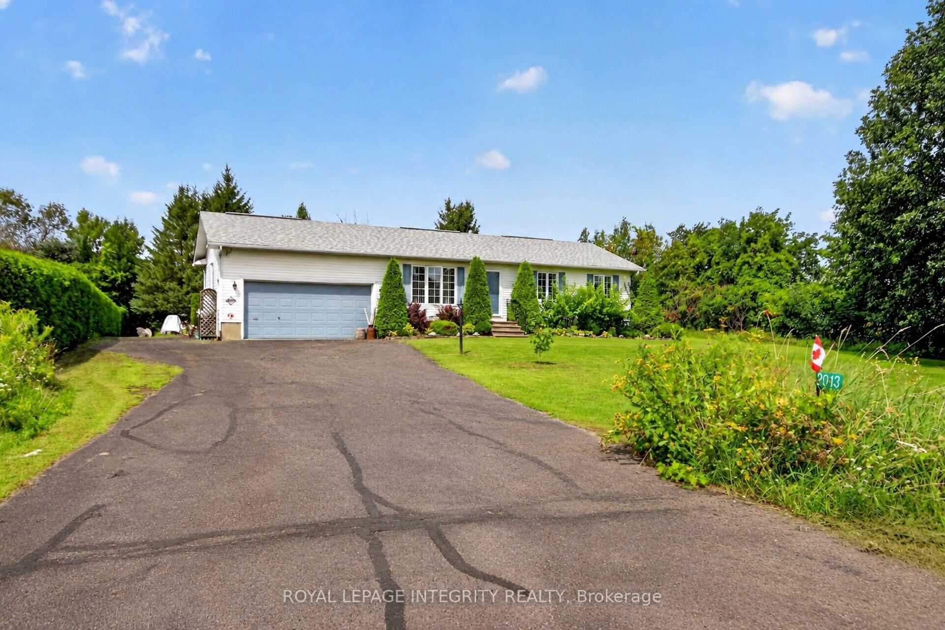 Photo 3 of 2913 Danbury Way, Ottawa, North Gower — HOMEH