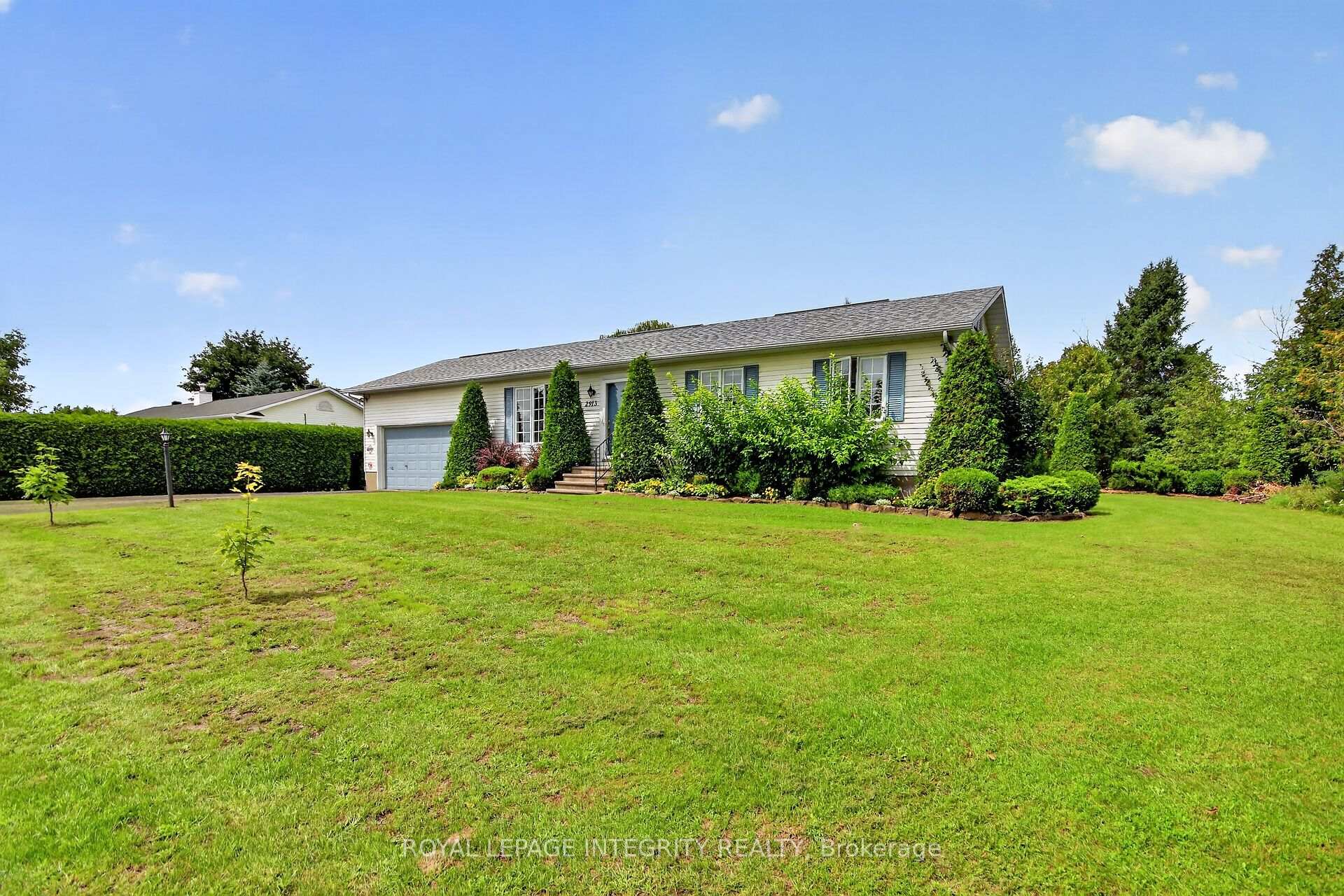 Photo 4 of 2913 Danbury Way, Ottawa, North Gower — HOMEH