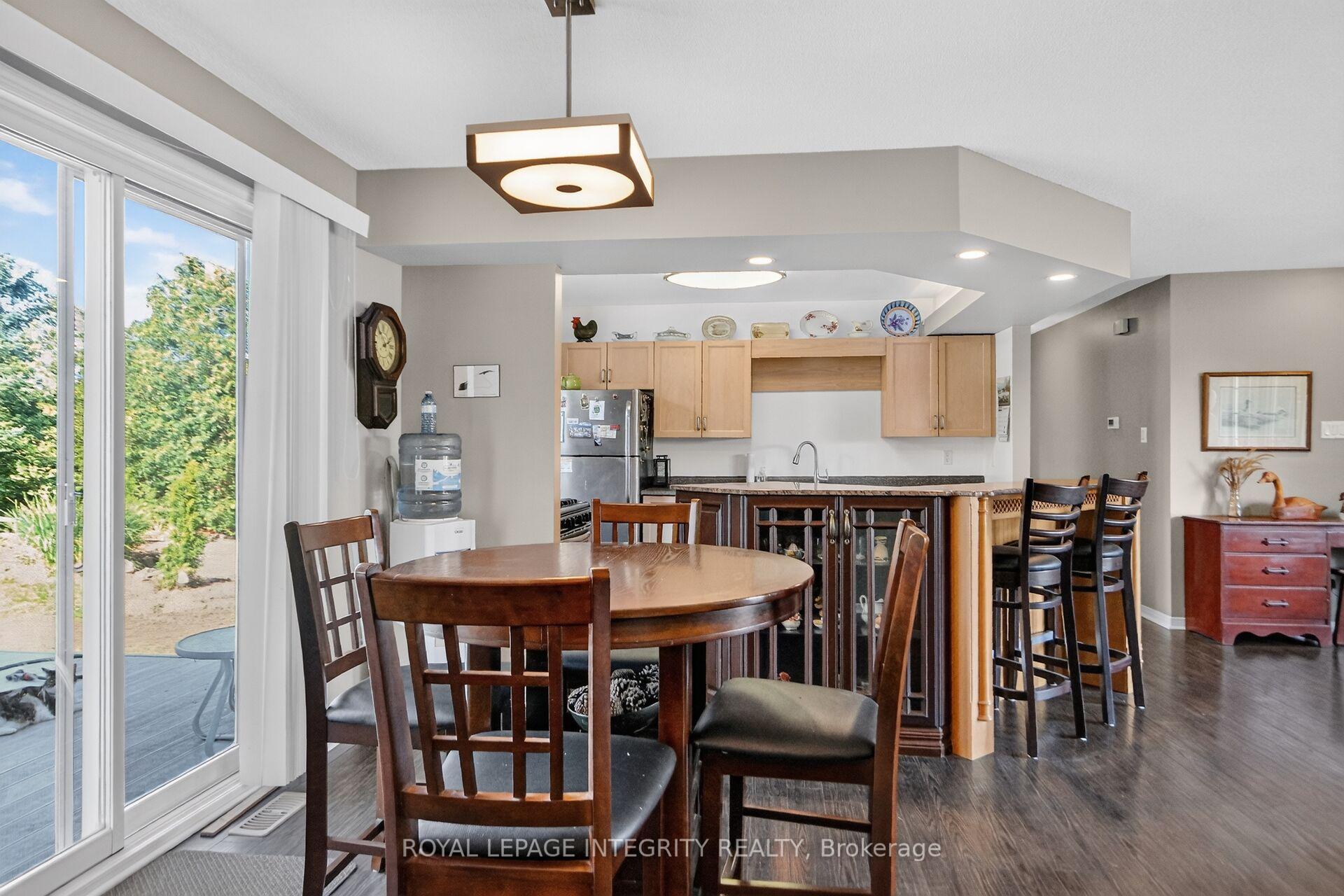 Photo 13 of 2913 Danbury Way, Ottawa, North Gower — HOMEH