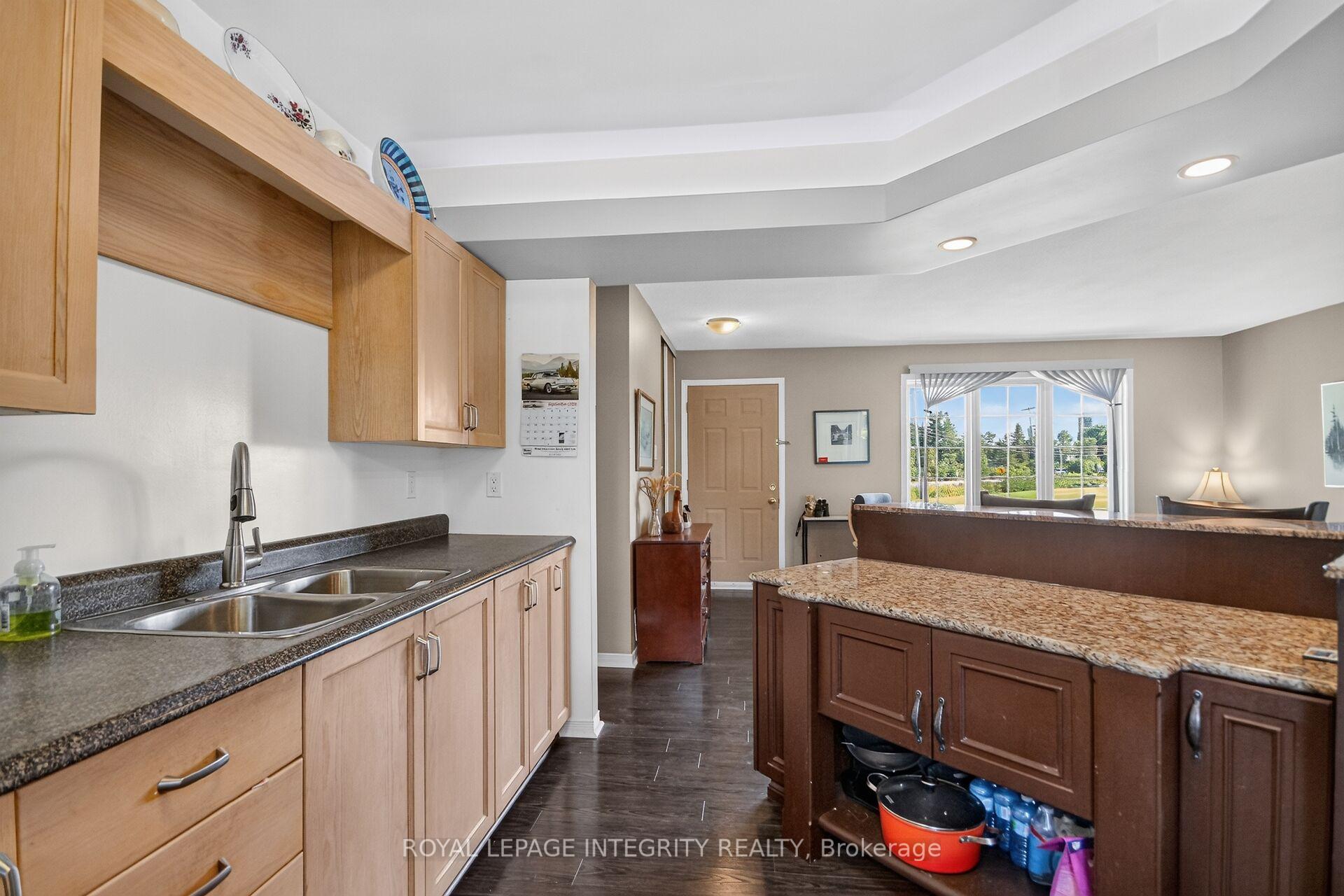 Photo 15 of 2913 Danbury Way, Ottawa, North Gower — HOMEH