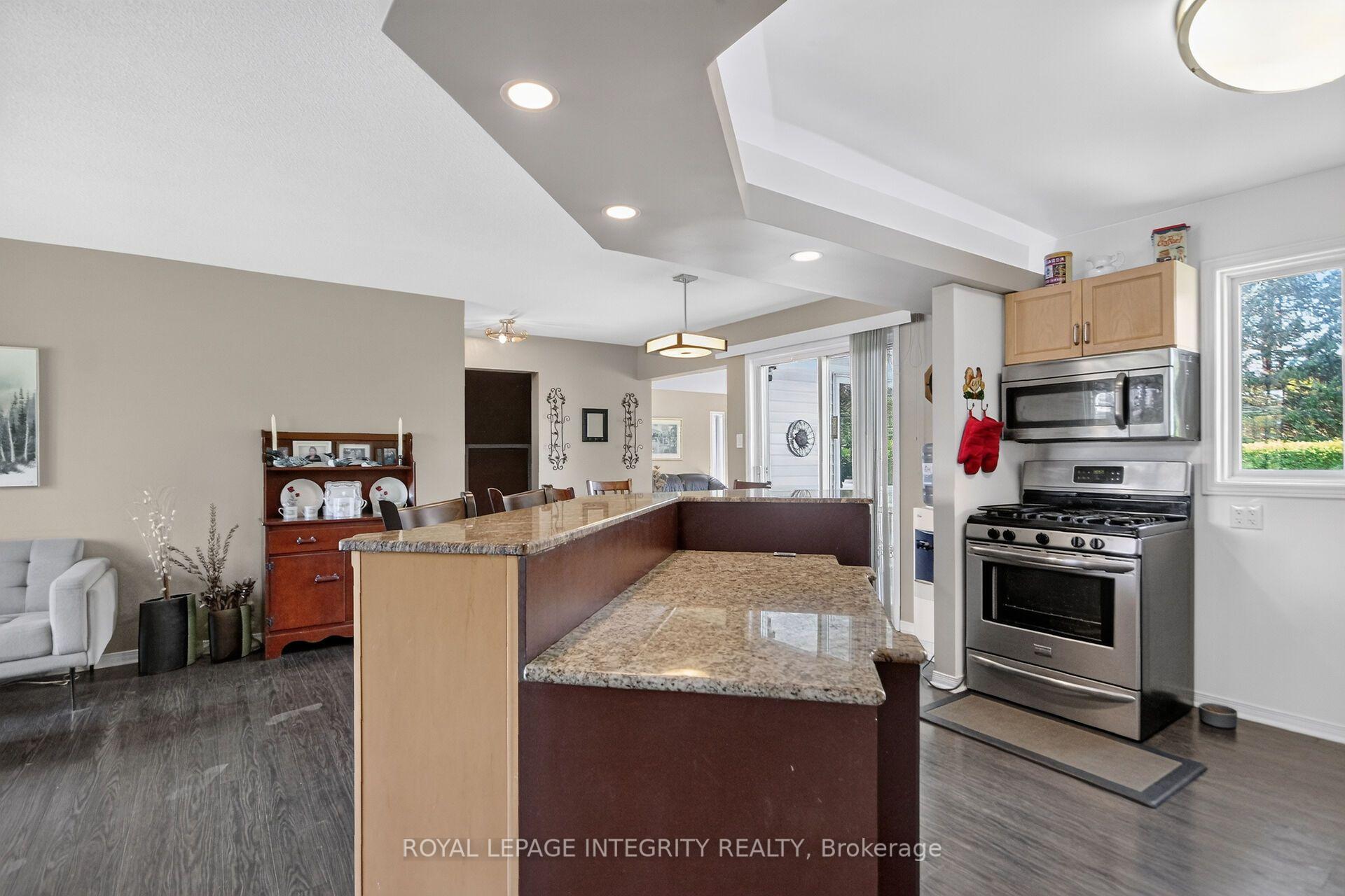 Photo 17 of 2913 Danbury Way, Ottawa, North Gower — HOMEH