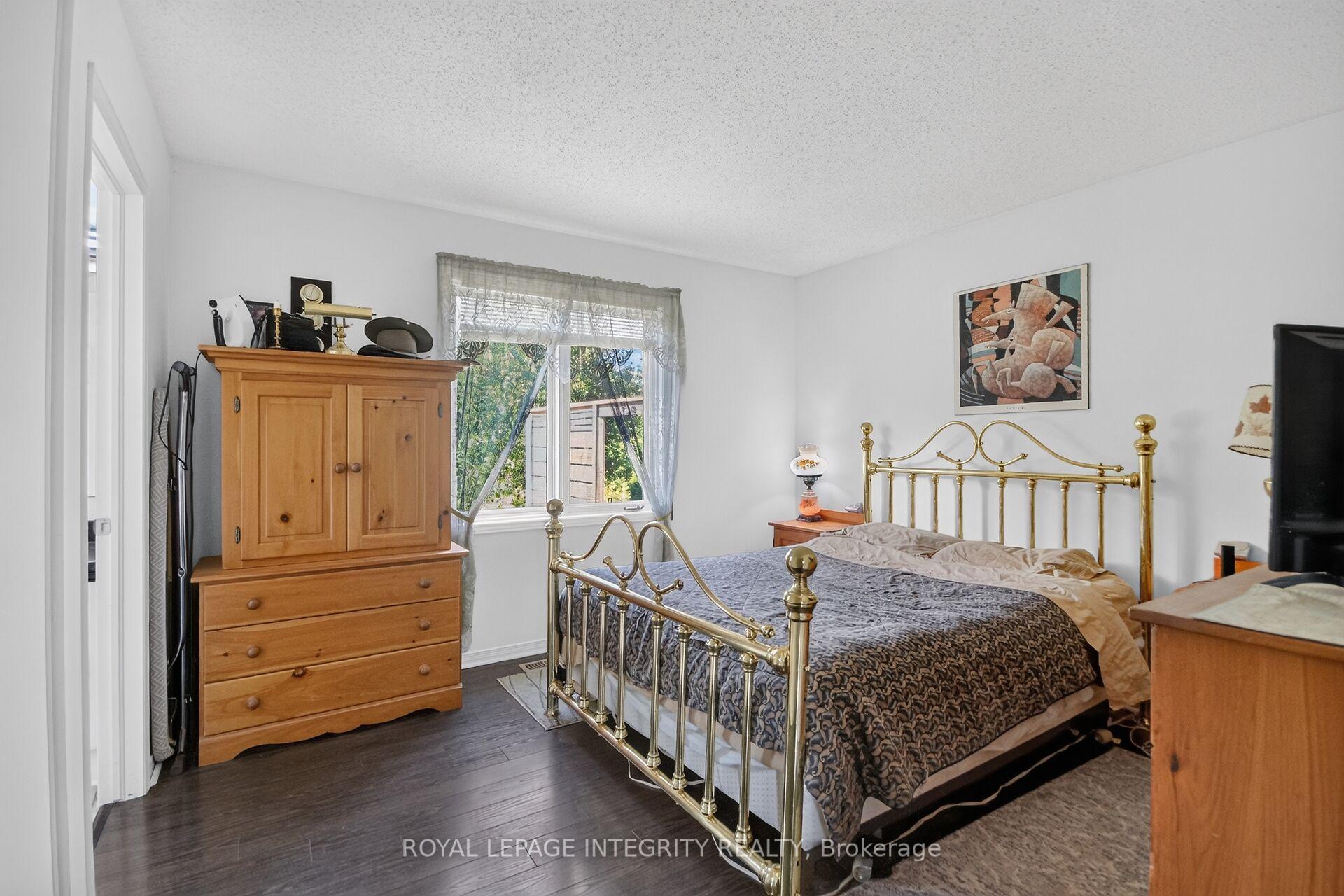Photo 23 of 2913 Danbury Way, Ottawa, North Gower — HOMEH