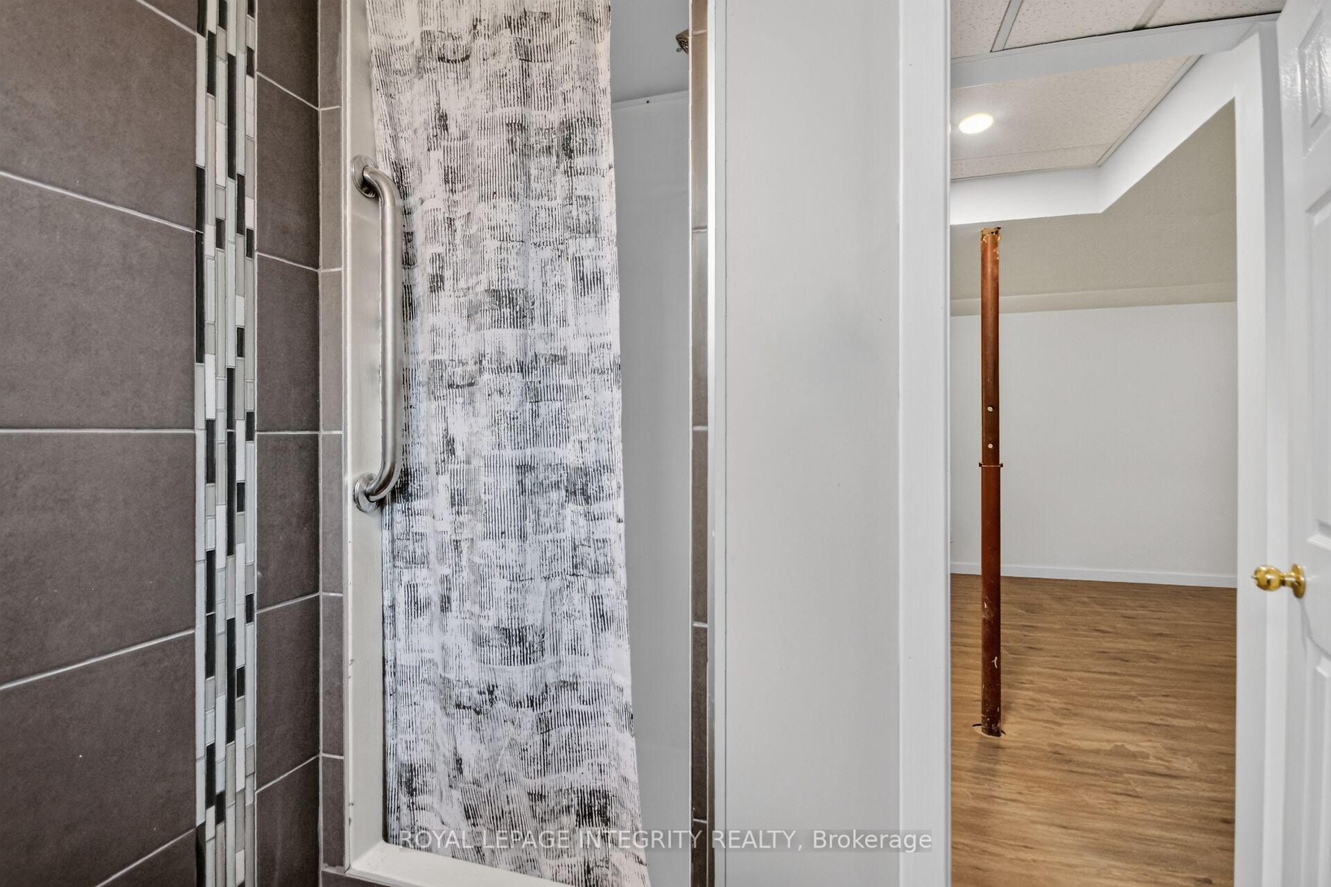 Photo 39 of 2913 Danbury Way, Ottawa, North Gower — HOMEH