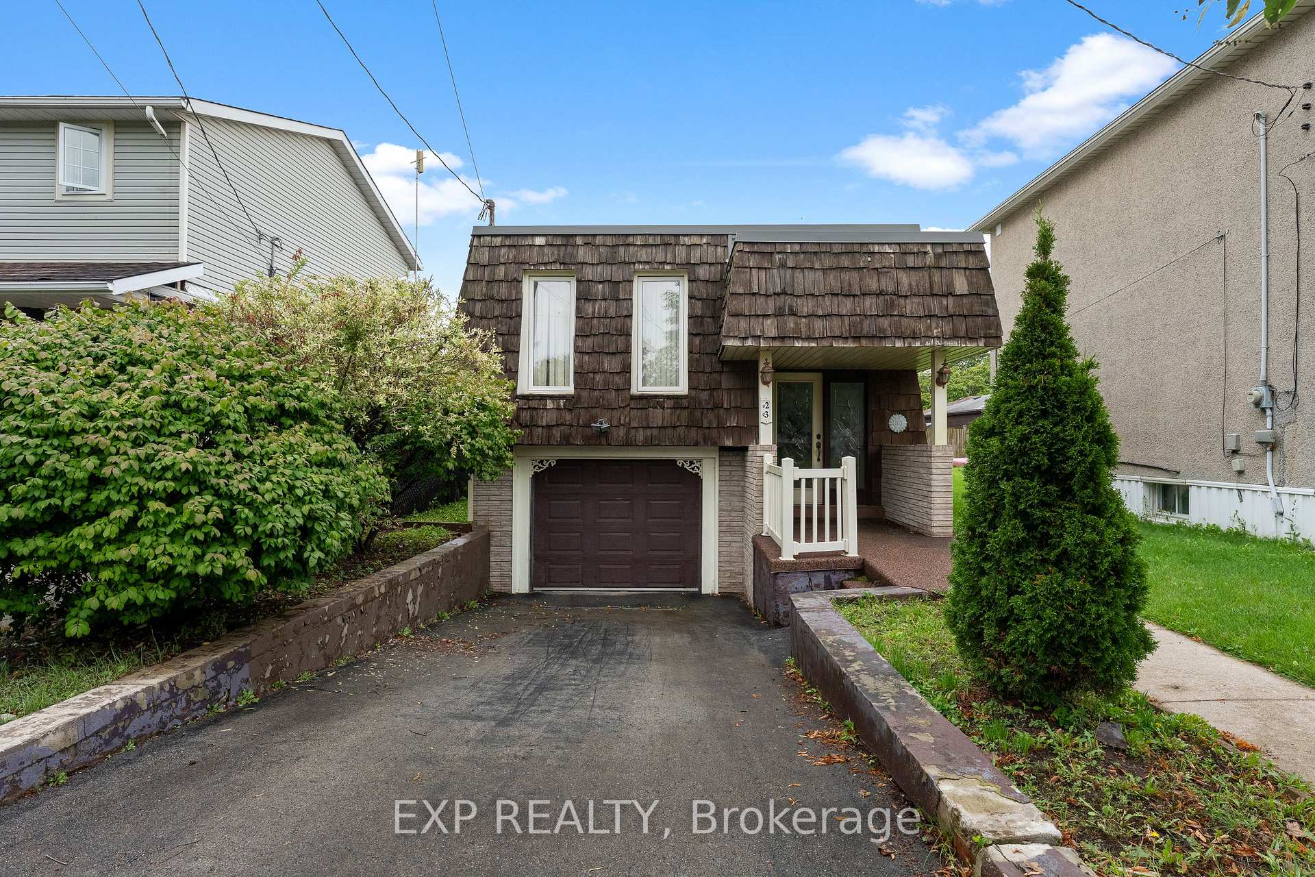 Photo 1 of 23 Classic Avenue, Welland, Lincoln/Crowland — HOMEH