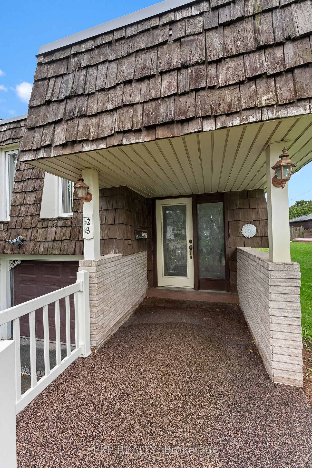 Photo 3 of 23 Classic Avenue, Welland, Lincoln/Crowland — HOMEH