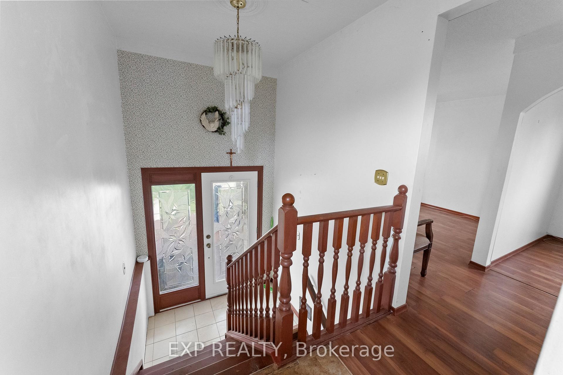 Photo 9 of 23 Classic Avenue, Welland, Lincoln/Crowland — HOMEH