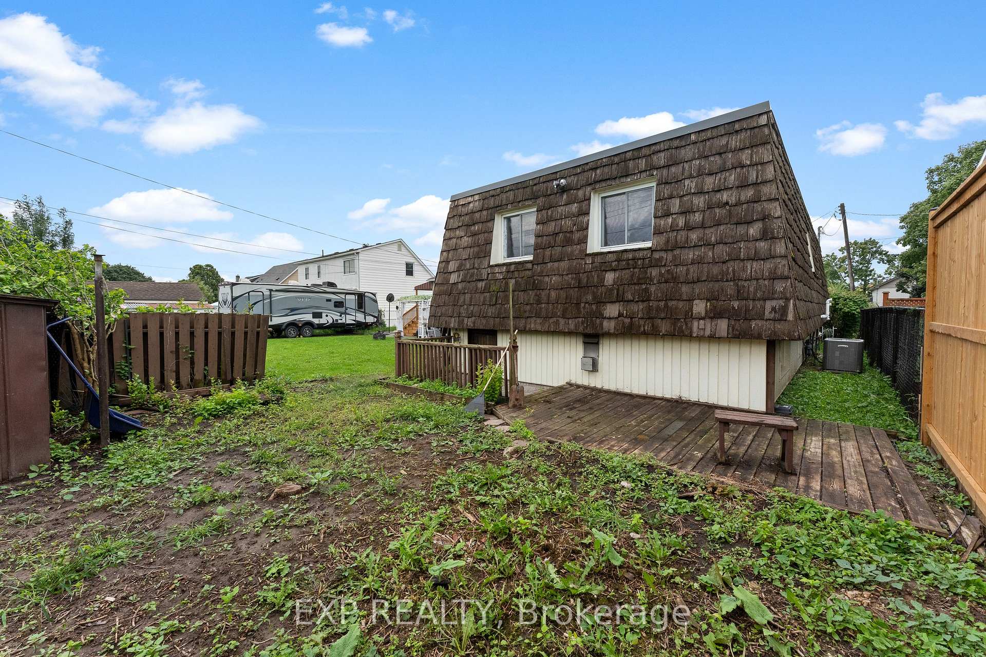Photo 21 of 23 Classic Avenue, Welland, Lincoln/Crowland — HOMEH