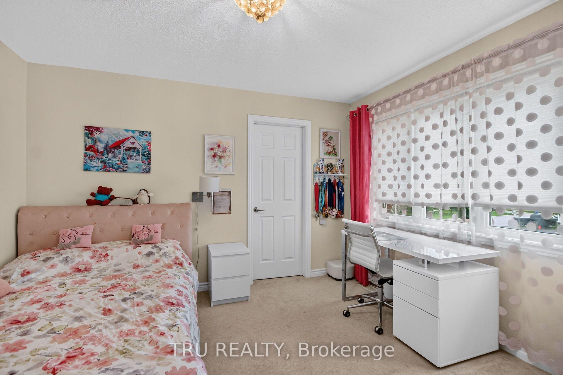 Photo 30 of 641 Parade Drive, Ottawa, Stittsville (South) — HOMEH