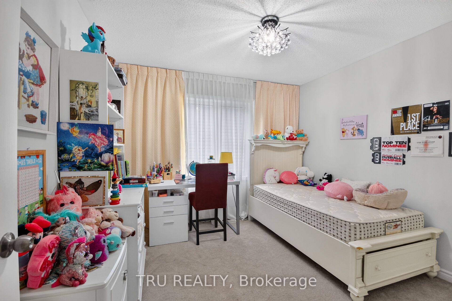 Photo 32 of 641 Parade Drive, Ottawa, Stittsville (South) — HOMEH