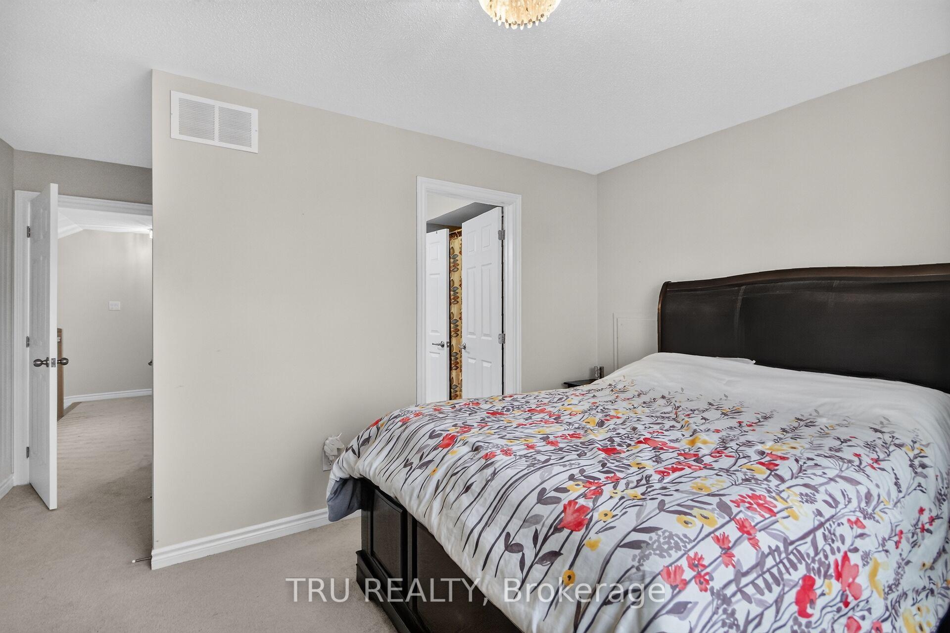 Photo 42 of 641 Parade Drive, Ottawa, Stittsville (South) — HOMEH