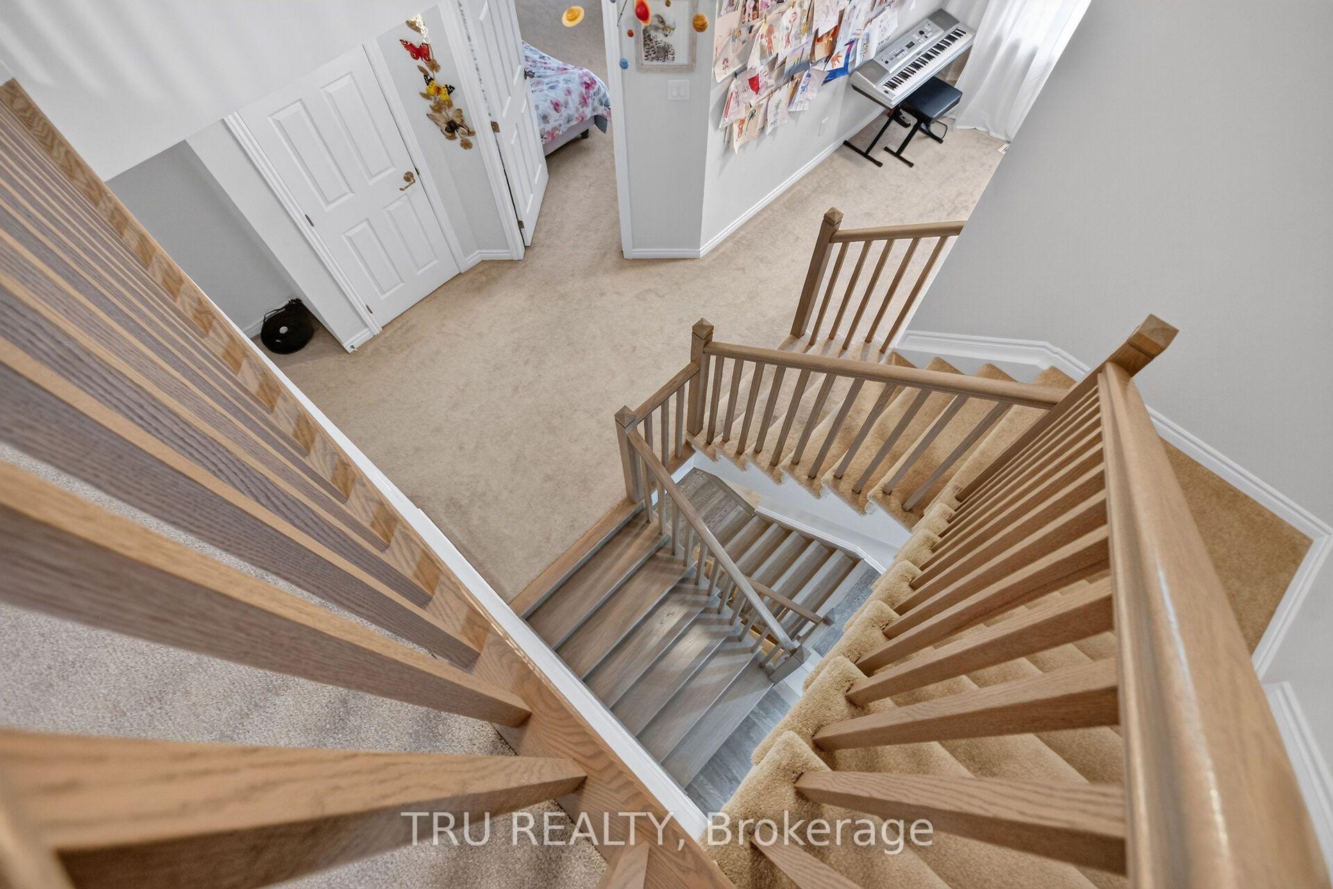Photo 45 of 641 Parade Drive, Ottawa, Stittsville (South) — HOMEH