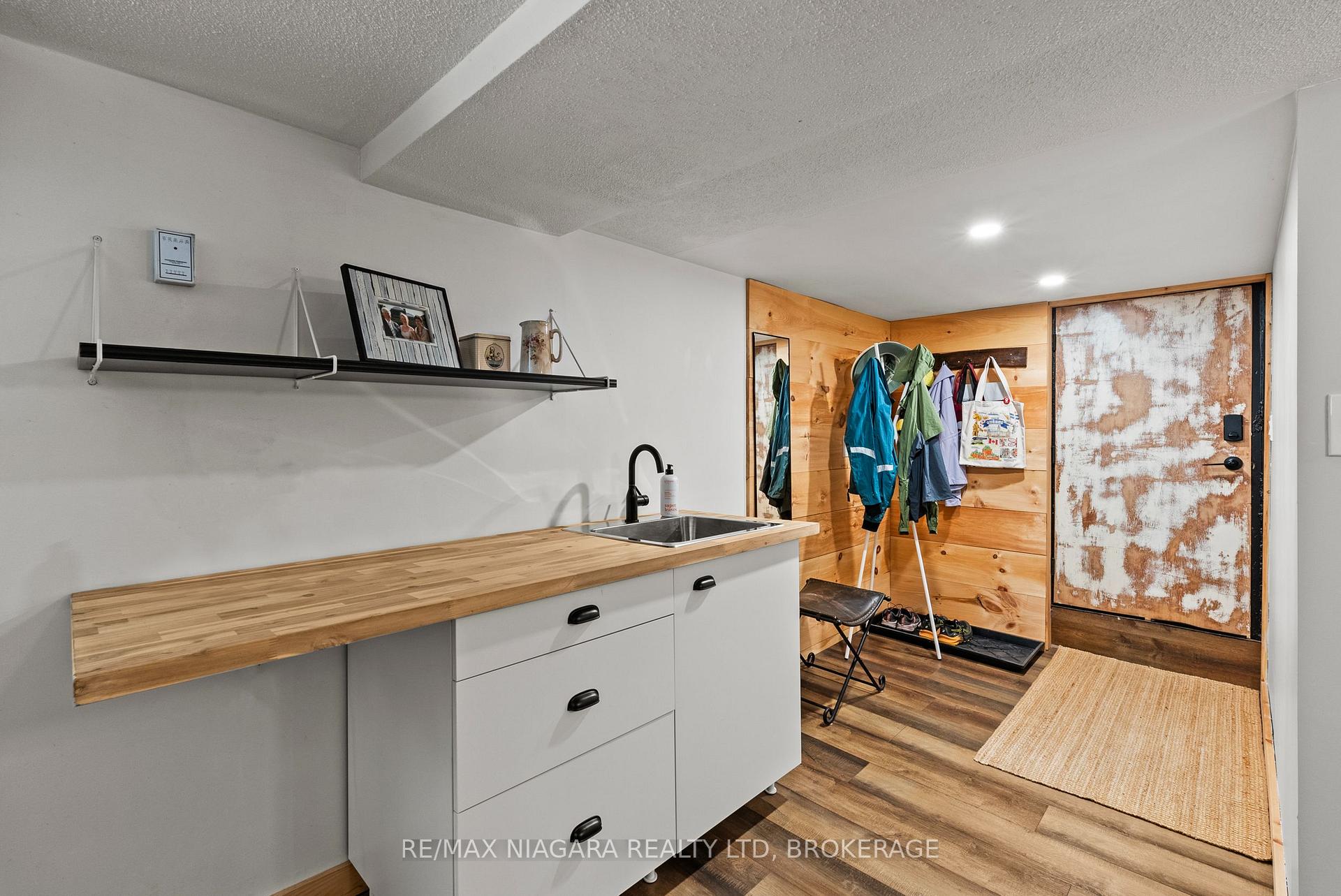 Photo 36 of 83 Devon Road, St. Catharines, Vine/Linwell — HOMEH