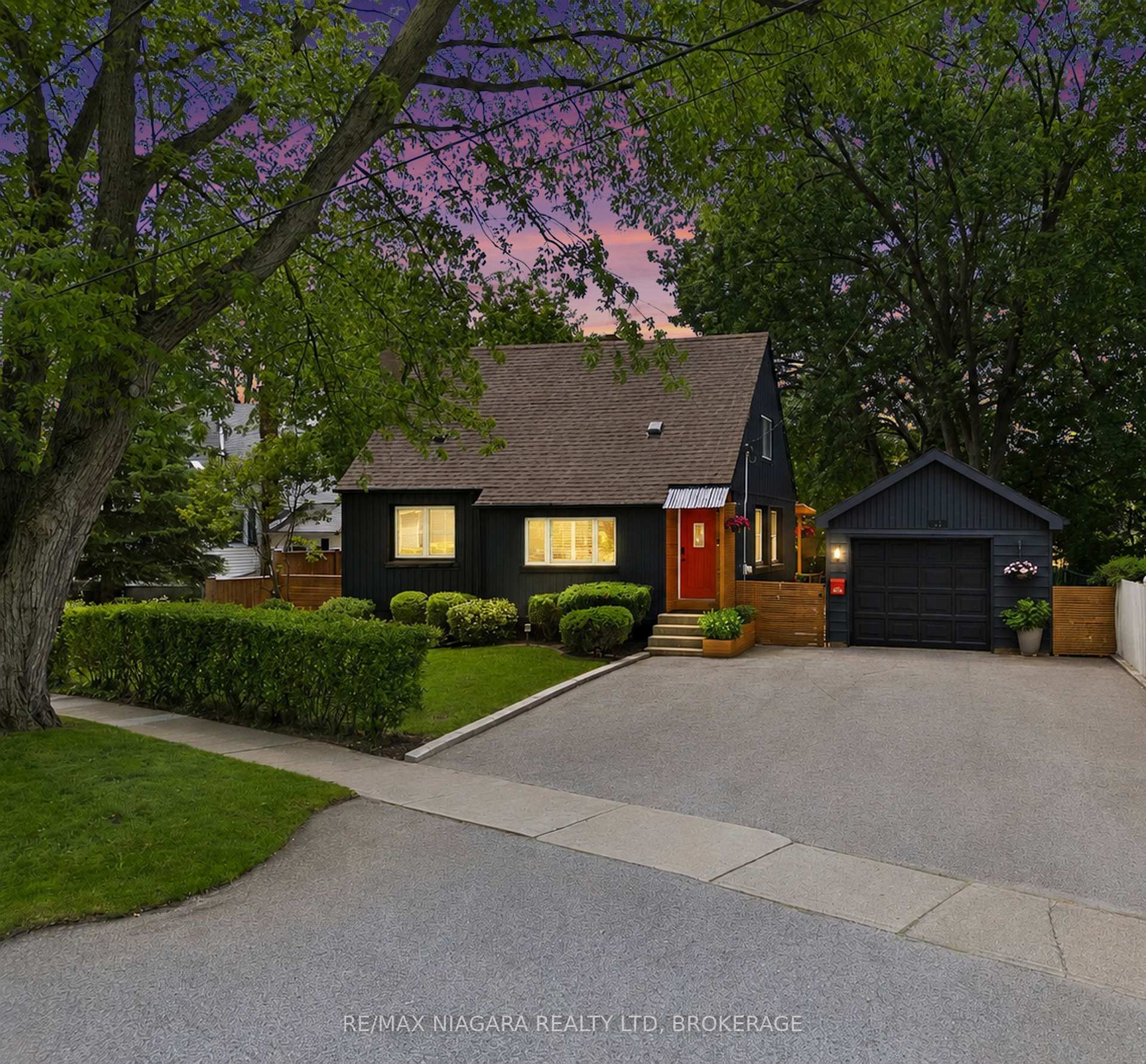 Photo 46 of 83 Devon Road, St. Catharines, Vine/Linwell — HOMEH